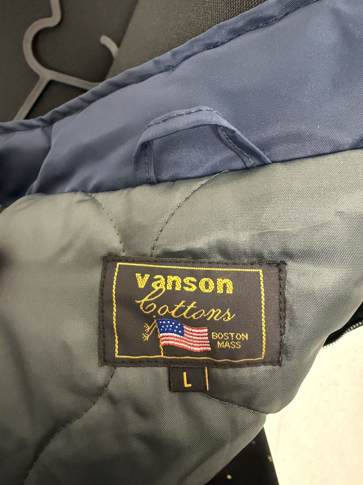 Vanson Leathers Vanson leather bomber motorcycle jacket Size US L / EU 52-54 / 3 - 7 Thumbnail