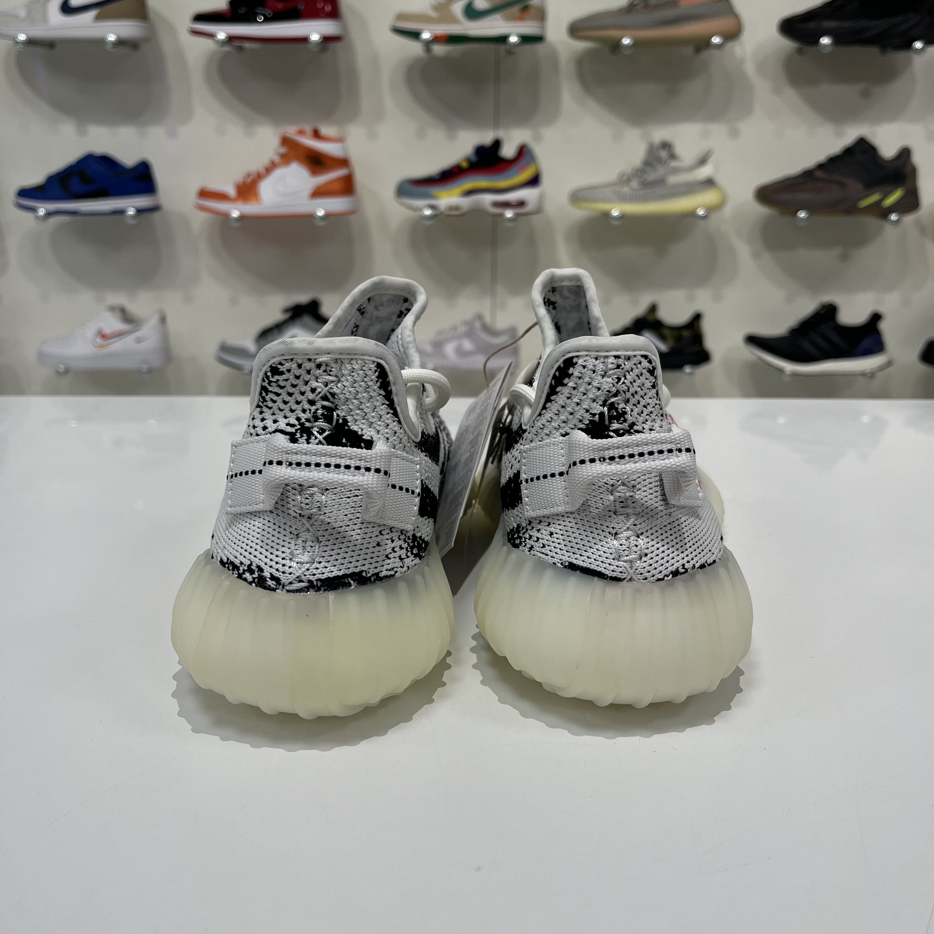 Adidas Adidas Yeezy Boost 350 V2 Zebra Size US 5 / EU 37 - 5 Thumbnail
