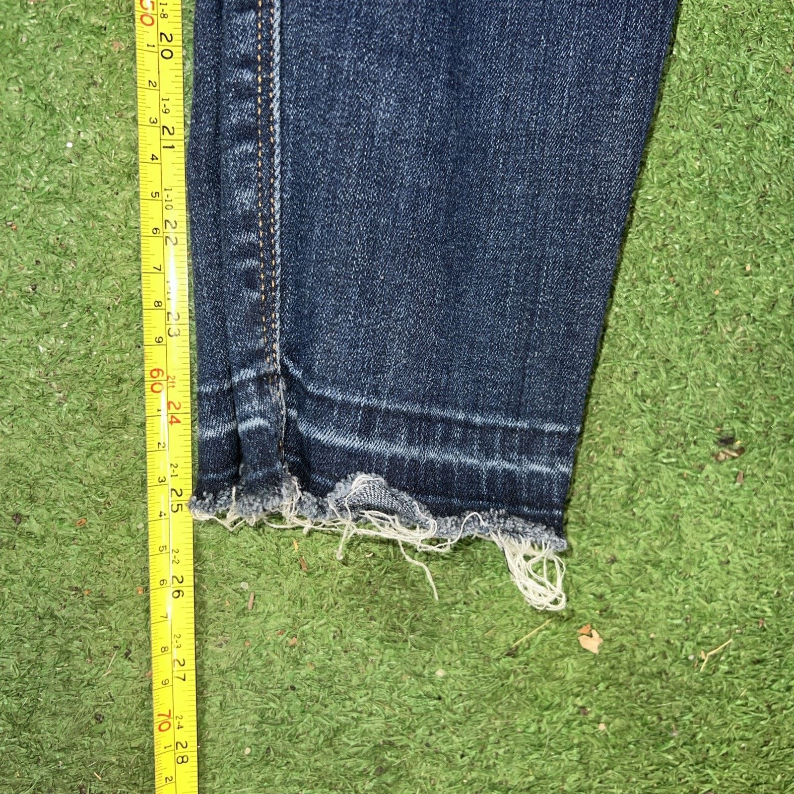 Hudson Hudson Jeans Womens Sz 24 Crop Raw Hem Low Rise Size 24" / US 00 / IT 34 - 8 Thumbnail