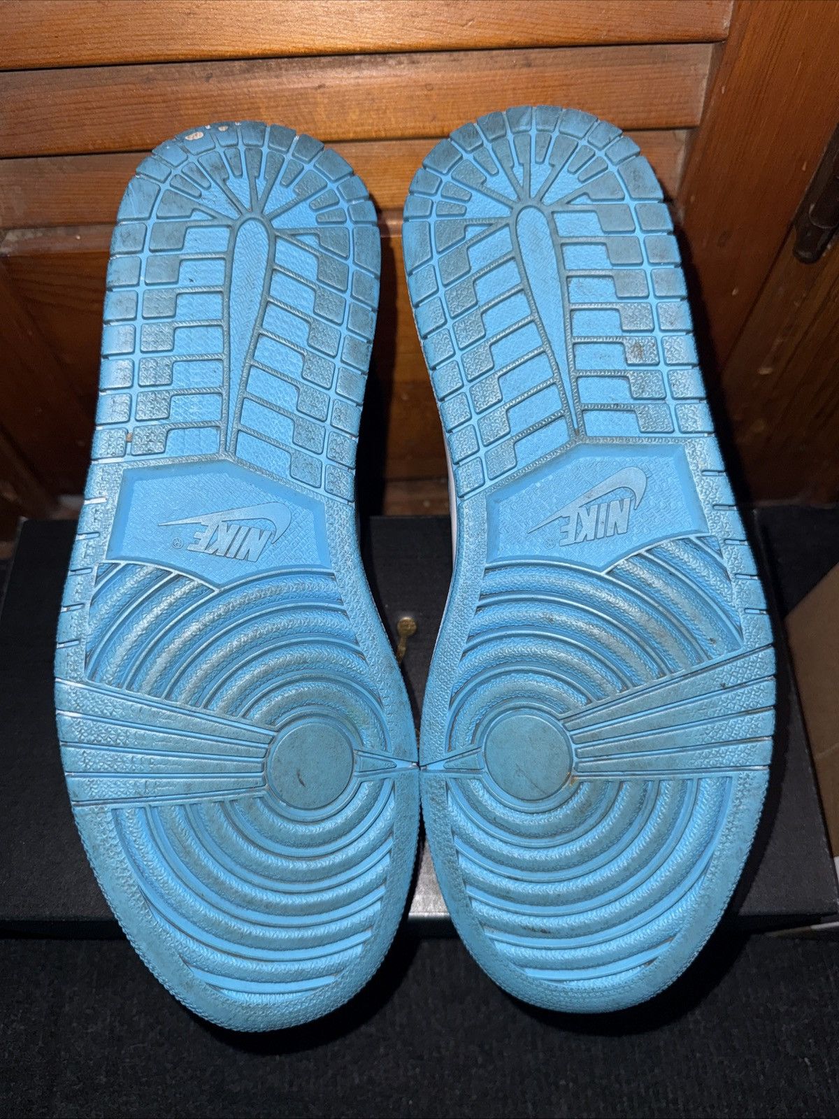 Jordan Brand Size 8 - Jordan 1 Retro High OG UNC 2015 Size US 8 / EU 41 - 5 Thumbnail