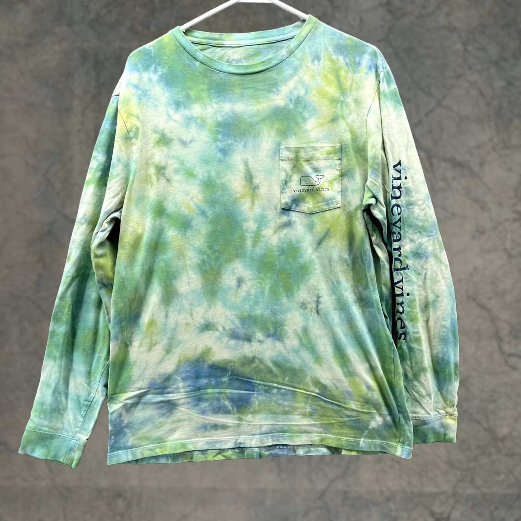 Vineyard Vines Vineyard Vines Shirt Mens Medium Green Tie Dye Whale Pocket Long Sleeve Graphic Shirt Size US M / EU 48-50 / 2 - 1 Thumbnail
