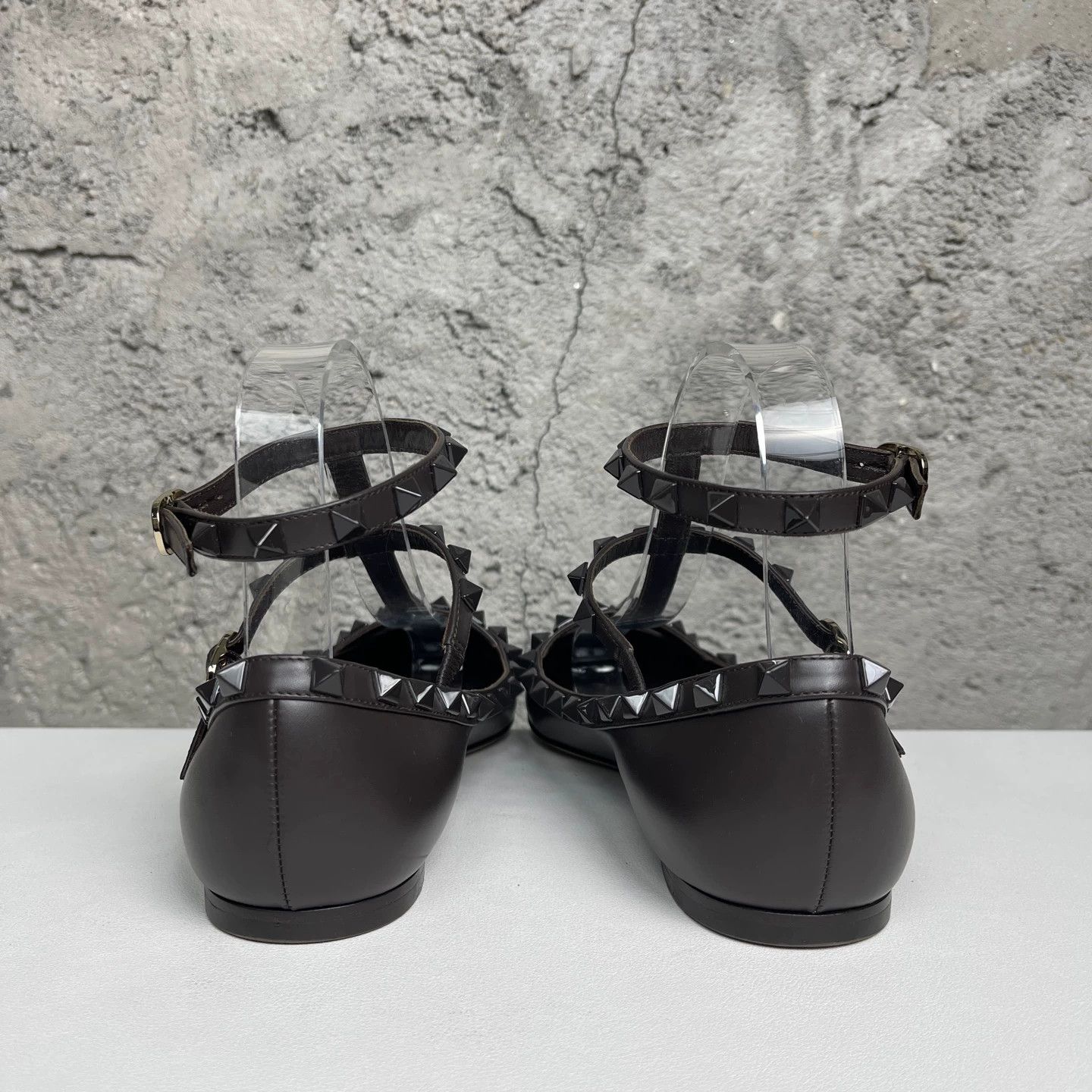 Valentino Valentino 3-Ring Flat Shoes 37 as pictured Size US 6.5 / IT 36.5 - 4 Thumbnail