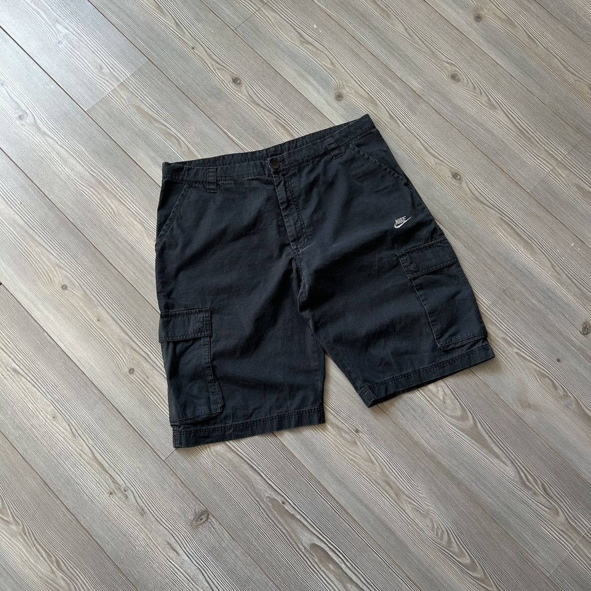 Nike × Vintage Vintage Nike Sun Faded Cargo Shorts Size US 36 / EU 52 - 2 Thumbnail