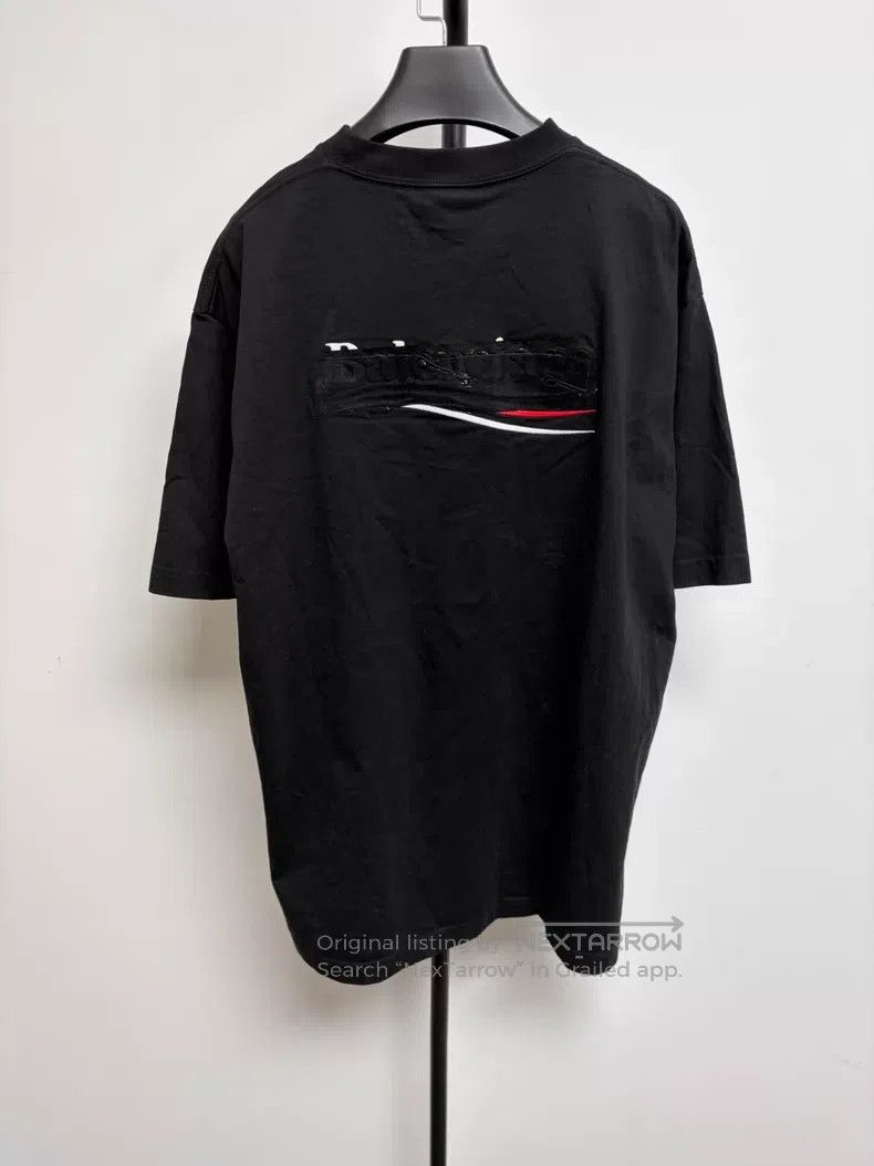 Balenciaga Balenciaga Solid Color Logo Printed Concealed Round Neck S Size US S / EU 44-46 / 1 - 2 Thumbnail
