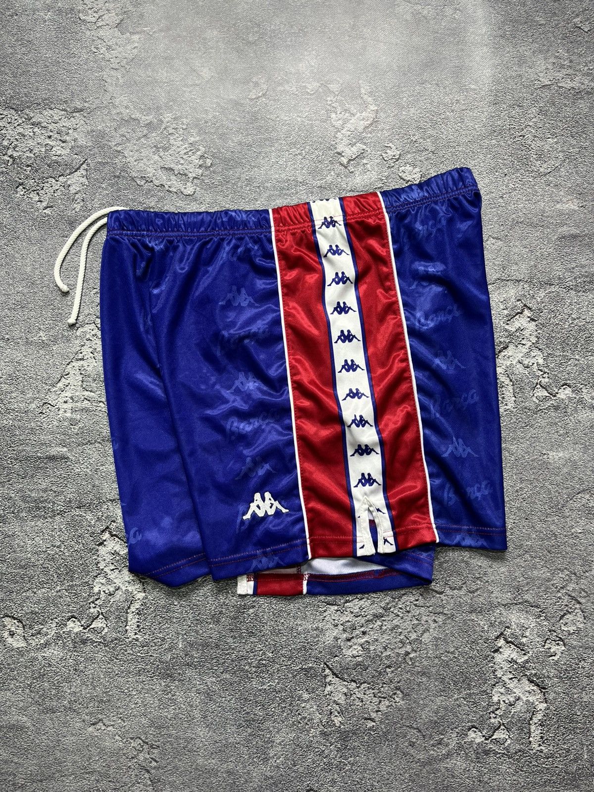 Kappa Vintage 90s Kappa Fc Barcelona Lampass Shorts Size US 36 / EU 52 - 2 Thumbnail
