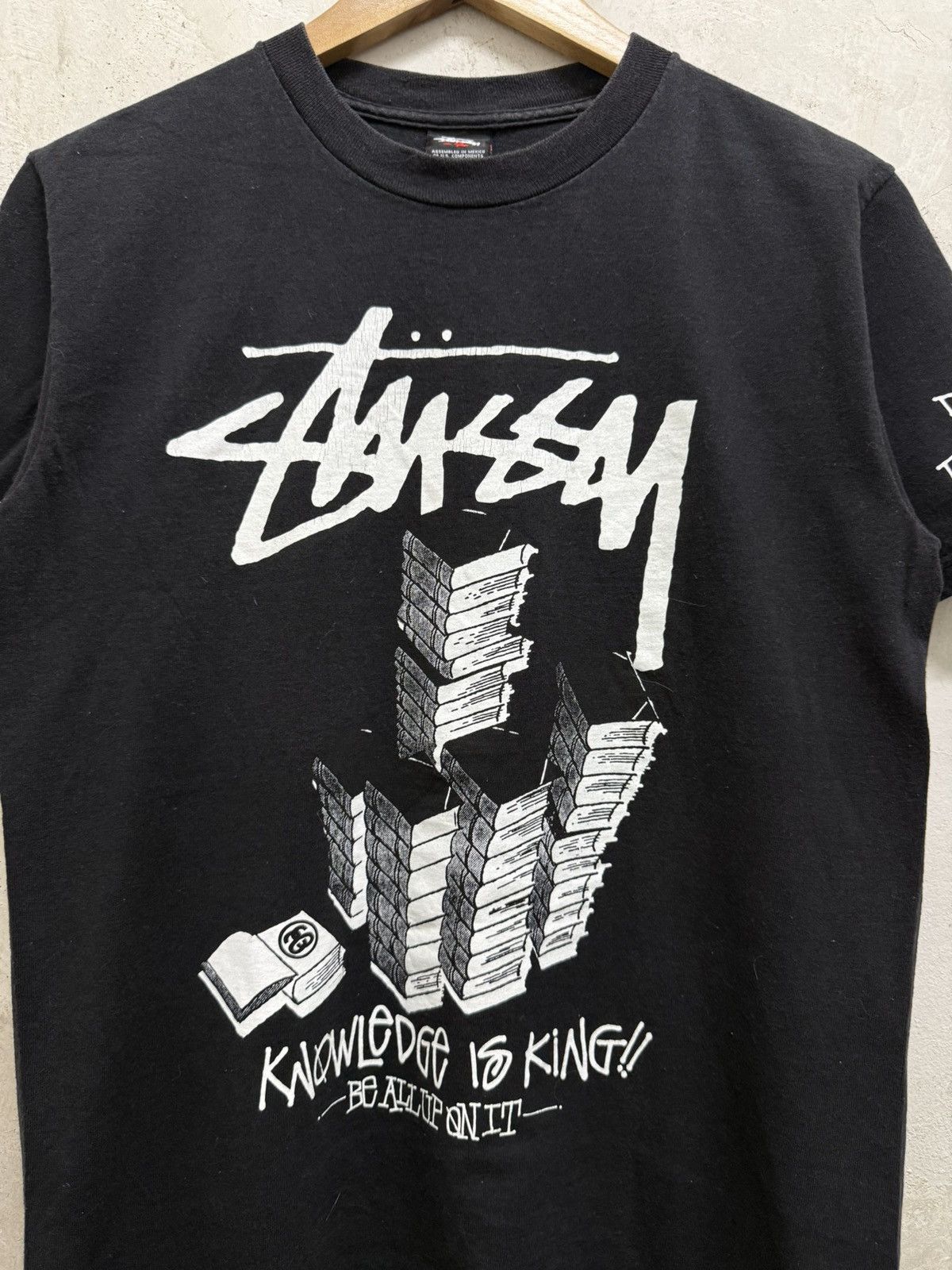 Stussy 2000s Stussy Knowledge Is King Black Tee Size US S / EU 44-46 / 1 - 2 Thumbnail