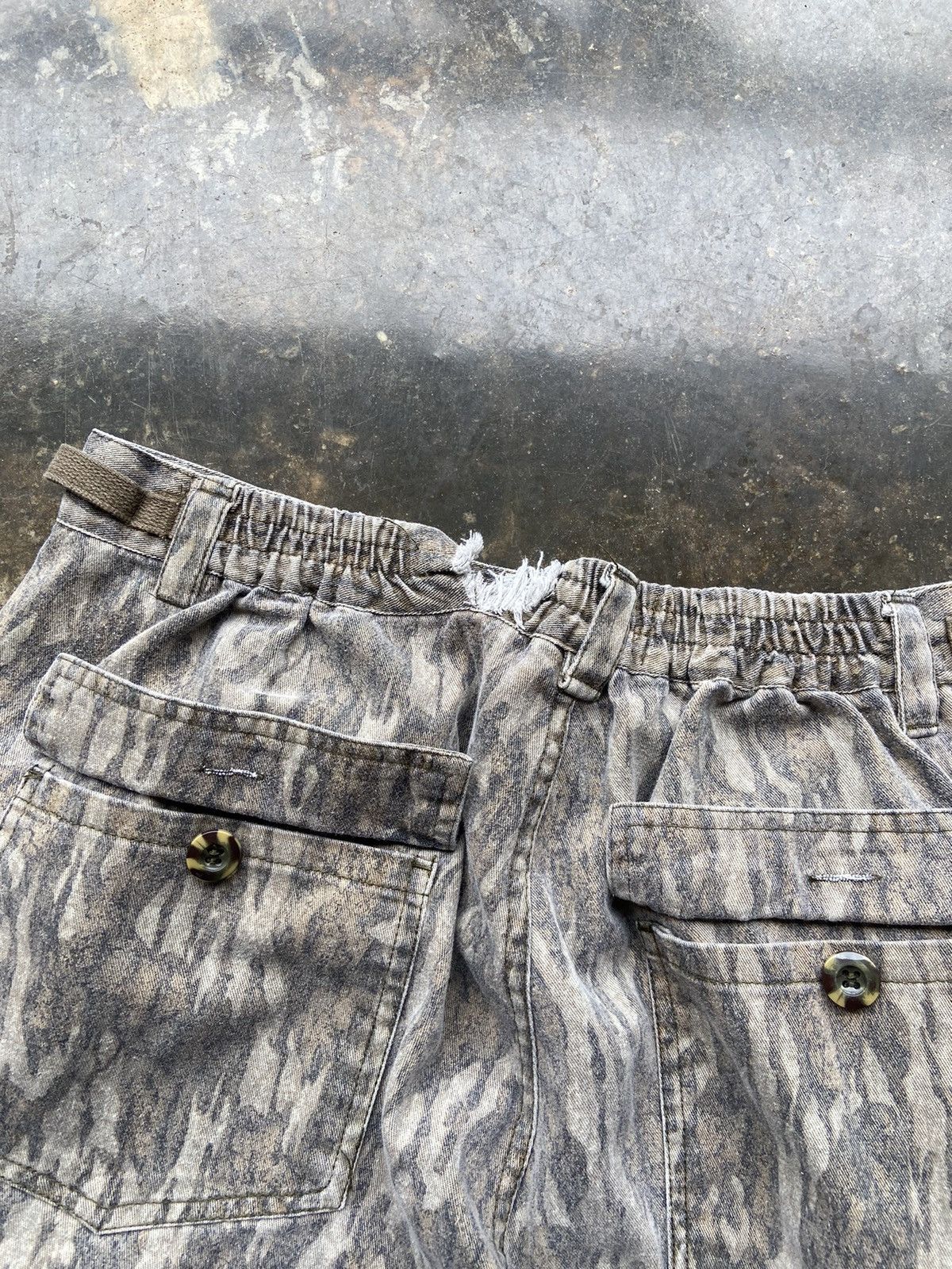 Mossy Oaks Crazy Vintage Baggy 90’s Faded Mossy Oaks Cargo Pants Size US 32 / EU 48 - 2 Thumbnail