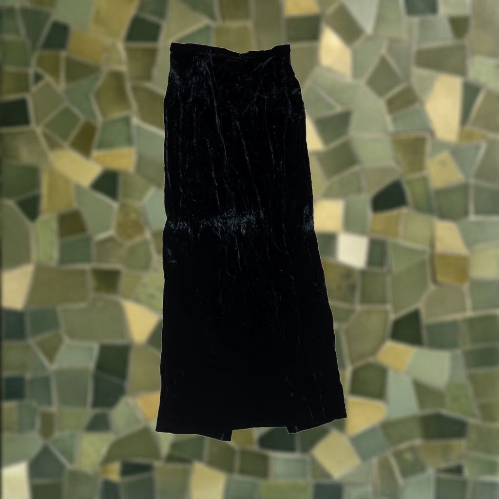 Oleg Cassini VINTAGE Oleg Cassini BLACK Velvet Straight Maxi Skirt 12 26" Long 90s Womens Slit Back Party/Cocktail Fall Winter Spring length 41" Size 34" / US 12 / IT 48 - 1 Thumbnail