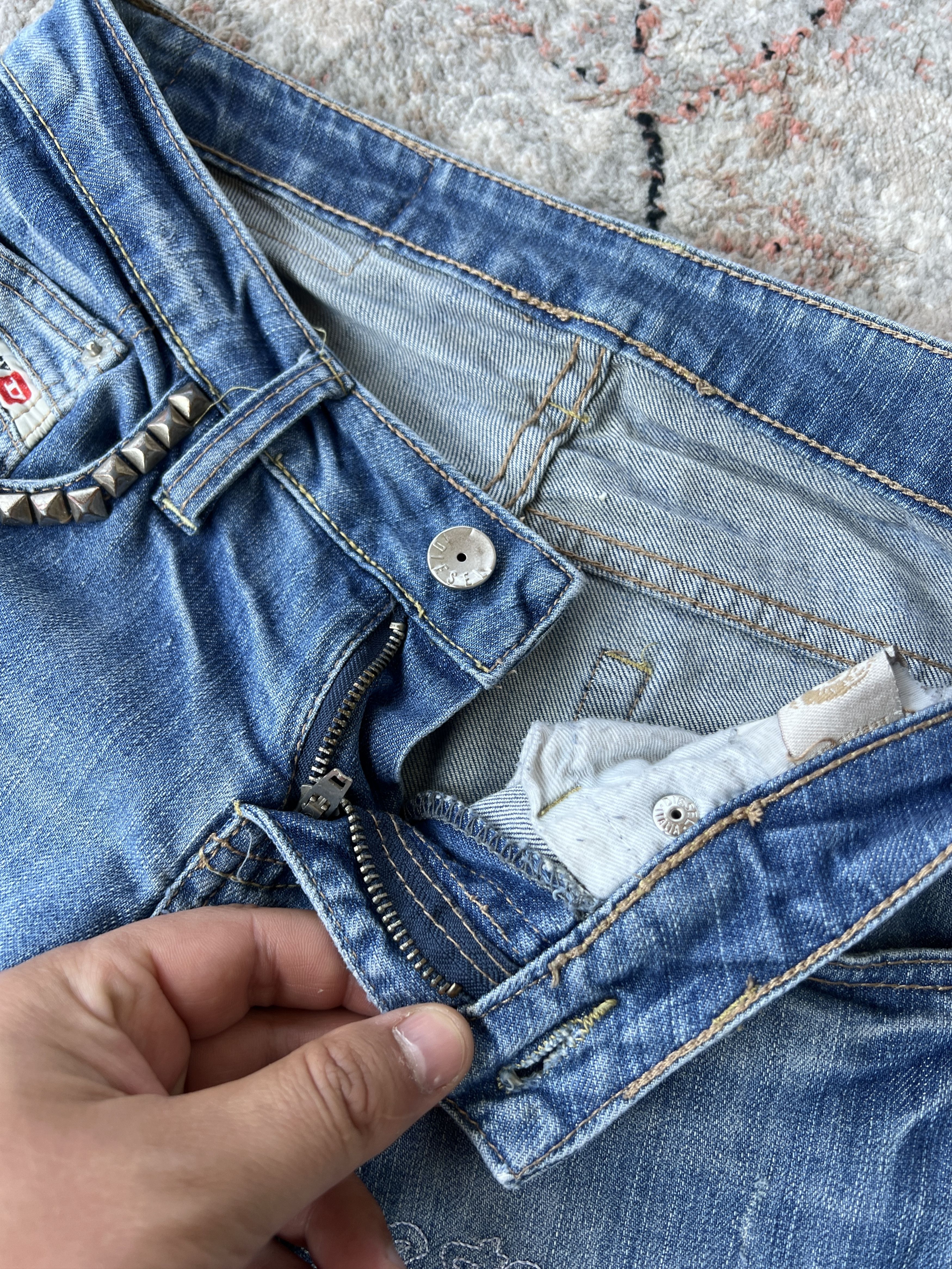 Diesel Y2K Diesel Vintage Jeans Size 25" / US 0 / IT 36 - 4 Thumbnail