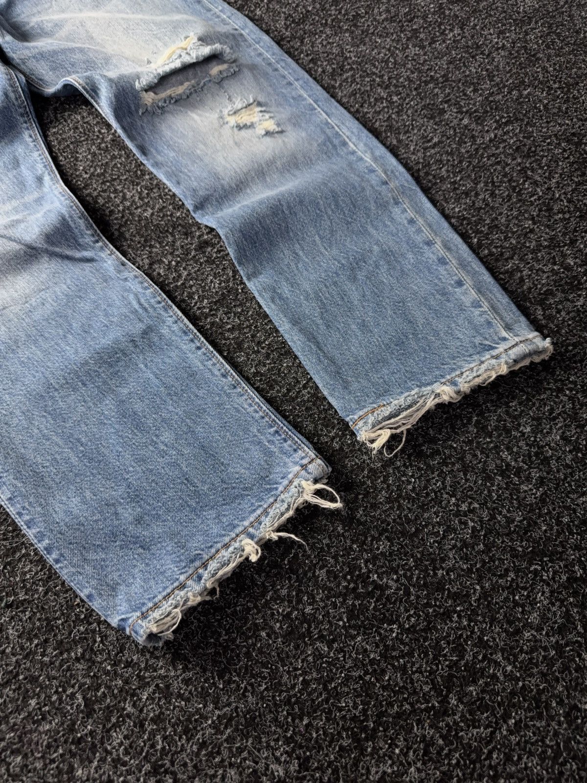 Levi's Vintage Clothing 00s 501 Levi’s Distressed Denim Pants Y2K Size US 34 / EU 50 - 4 Thumbnail