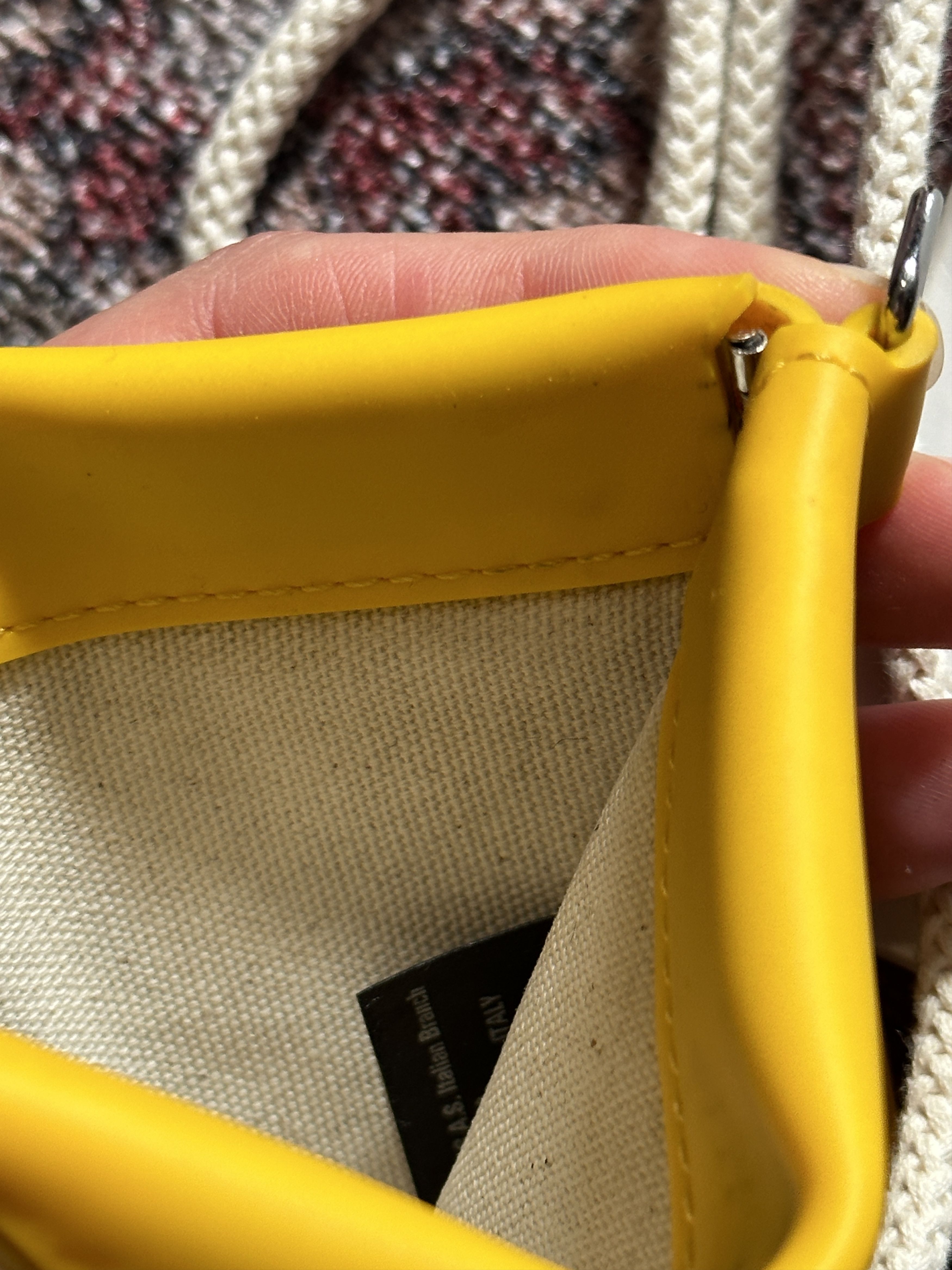 Maison Margiela Maison Margiela Logo Rubber Phone Pouch Case In Yellow Size ONE SIZE - 8 Thumbnail