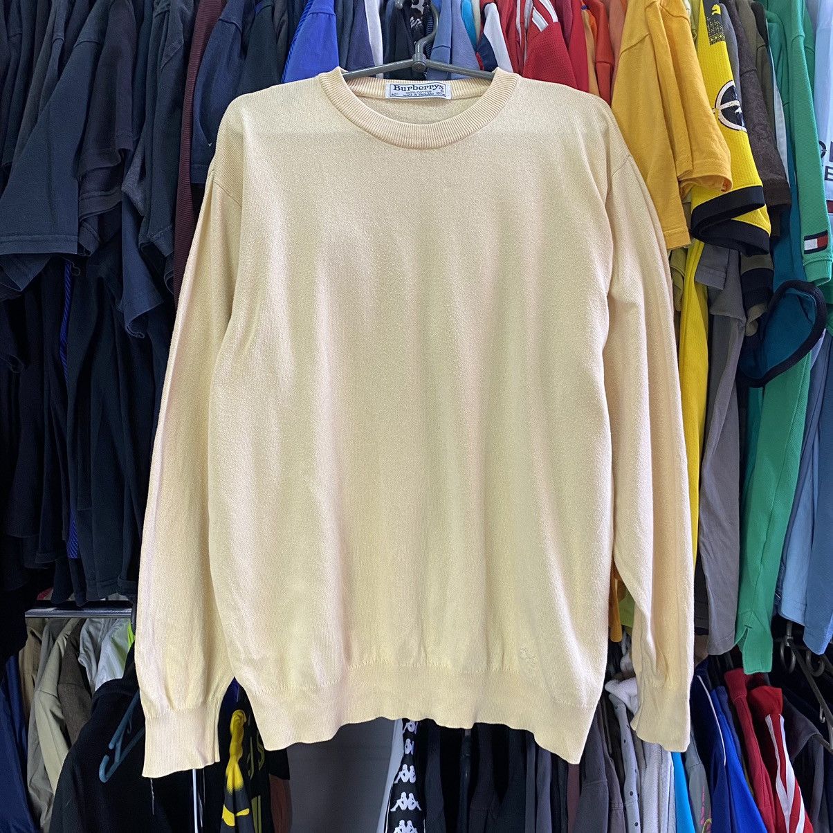 Vintage Burberrys Small Logo 90’s rare luxury sweater