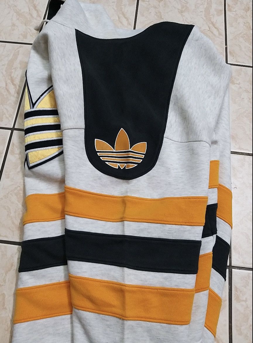 Adidas RARE🔥VINTAGE 90'S ADIDAS TREFOIL BIG LOGO EMBROIDERY HOODIES Size US L / EU 52-54 / 3 - 8 Thumbnail