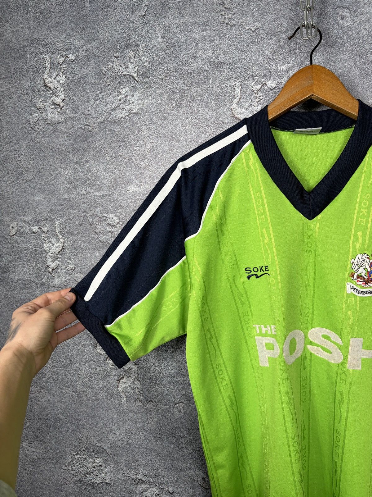 Vintage Vintage 2000/01 Peterborough United Away Jersey T-shirt Size US M / EU 48-50 / 2 - 8 Thumbnail