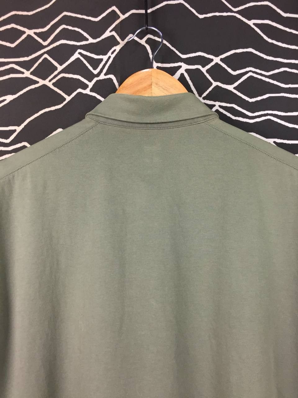 Uniqlo Uniqlo AIRism Sage Green Minimalist Tech Polo Shirt Size US XL / EU 56 / 4 - 8 Thumbnail