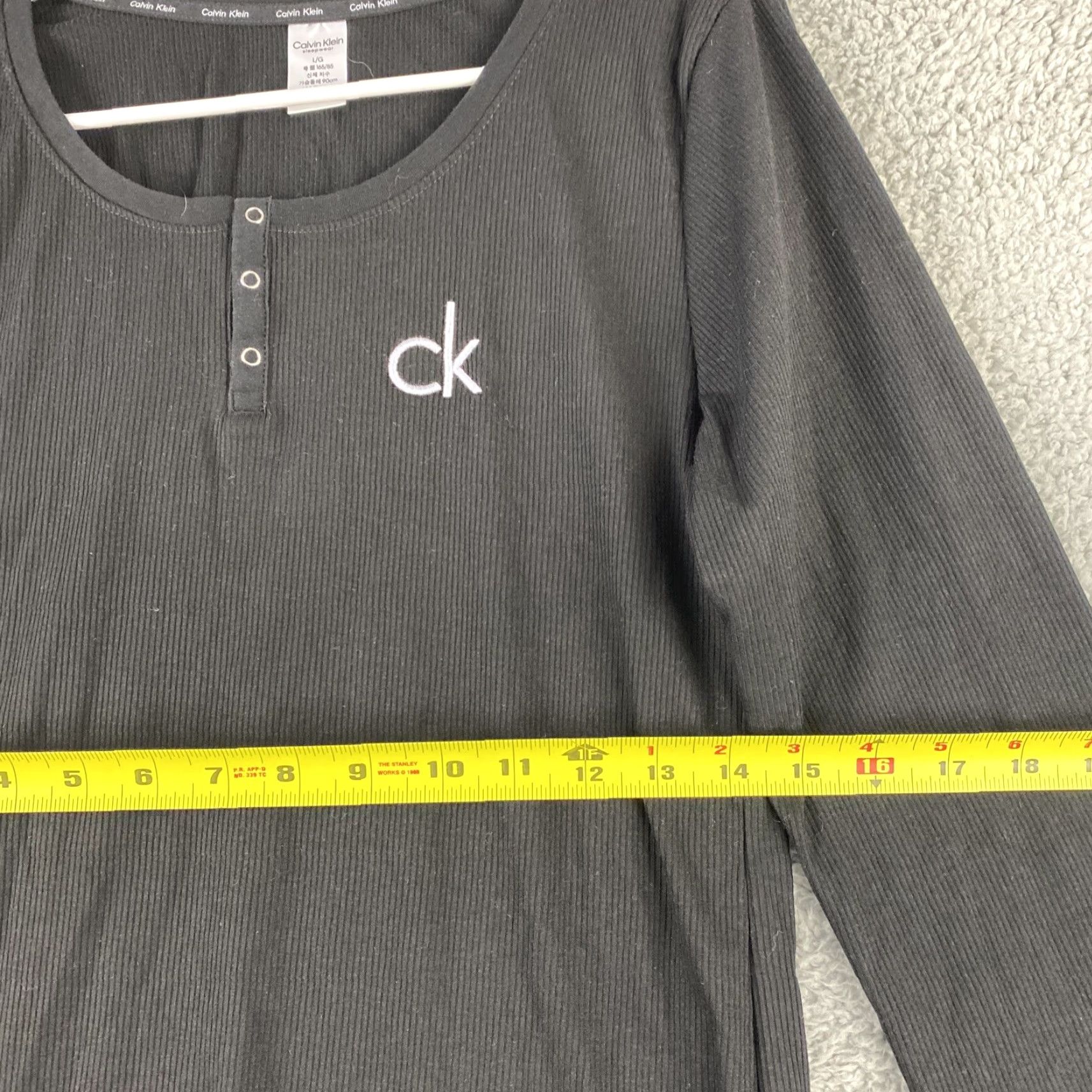 Calvin Klein Calvin Klein Top Women Sz L Black Crew Neck Long Sleeve Ribbed Stretch/ 40-39 Size L / US 10 / IT 46 - 4 Thumbnail