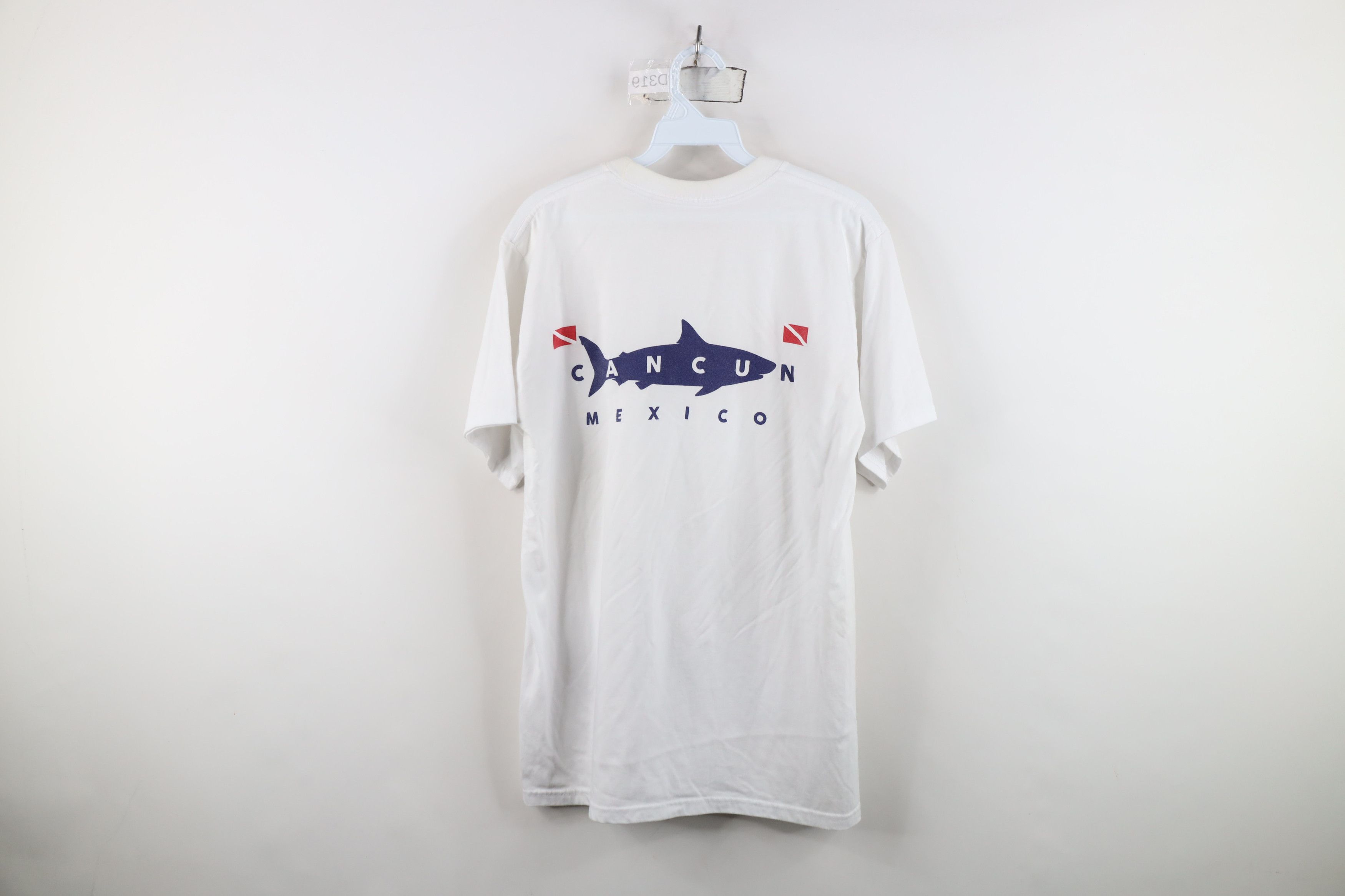 Vintage Vintage Y2K Streetwear Cancun Mexico Shark T-Shirt White Size US M / EU 48-50 / 2 - 11 Thumbnail