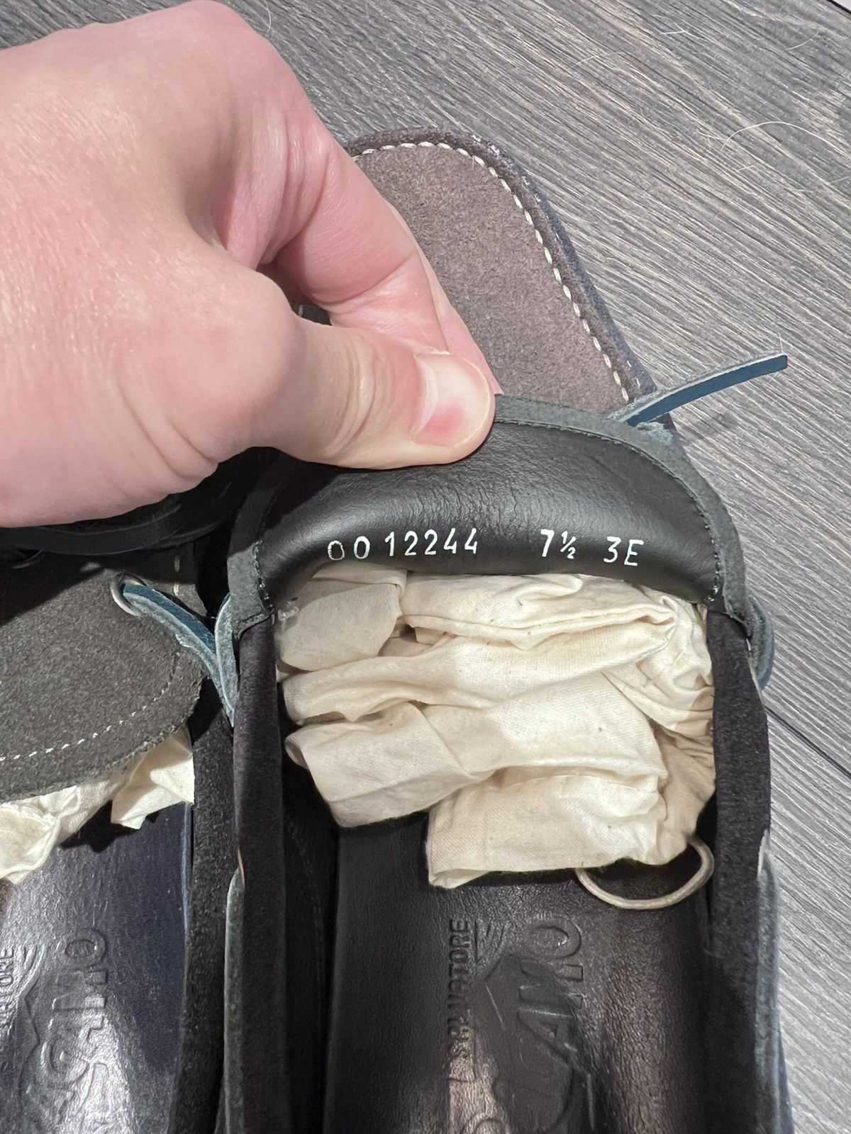 Salvatore Ferragamo Men’s driver Size US 7.5 / EU 40-41 - 6 Thumbnail