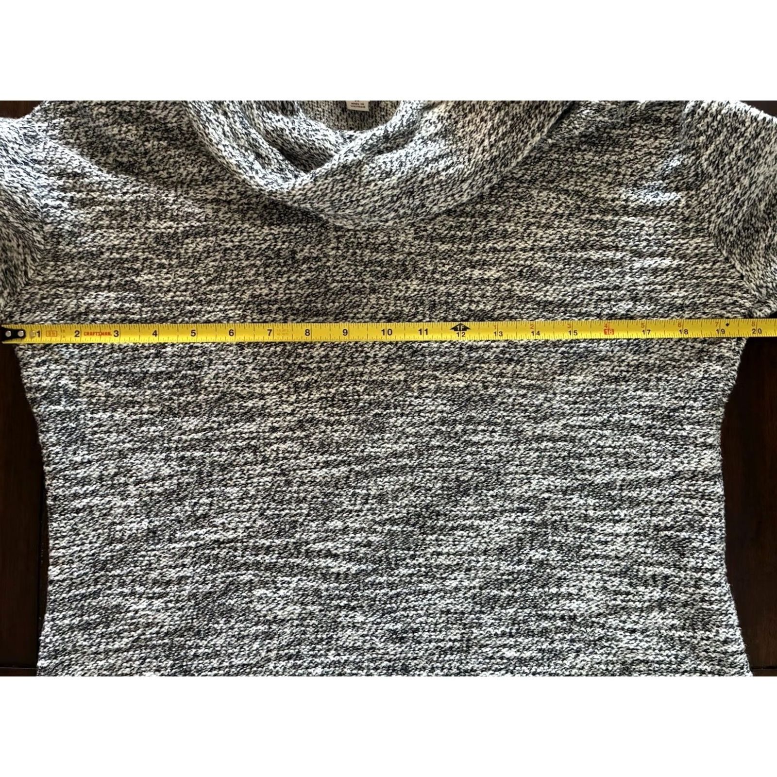 Athleta Athleta Long Sleeve Turtleneck Top Womens M Gray Casual Activewear Shirt Size M / US 6-8 / IT 42-44 - 5 Thumbnail