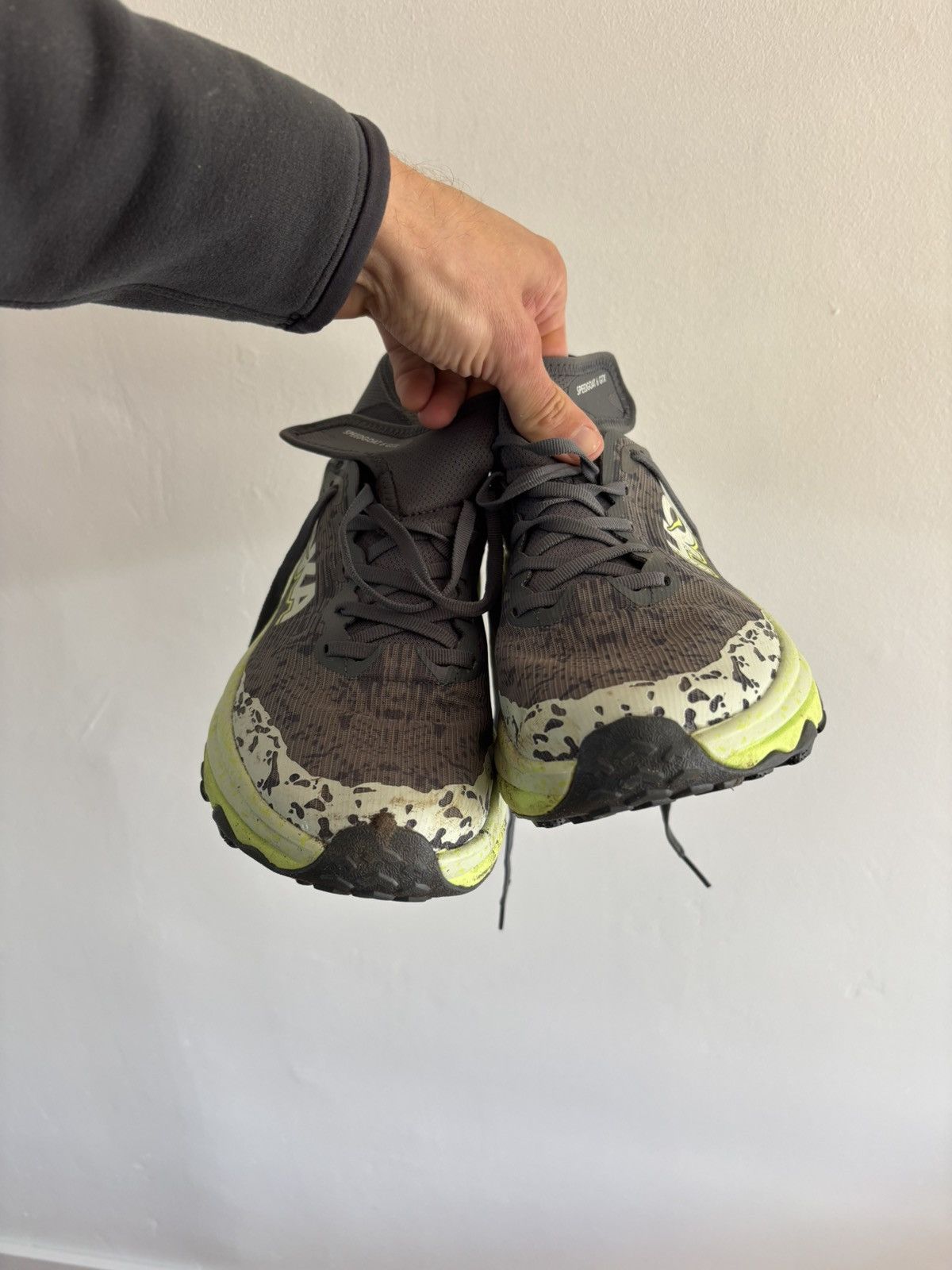 Hoka Speedgoat 6 GTX, sz 10 US Size US 10 / EU 43 - 3 Thumbnail