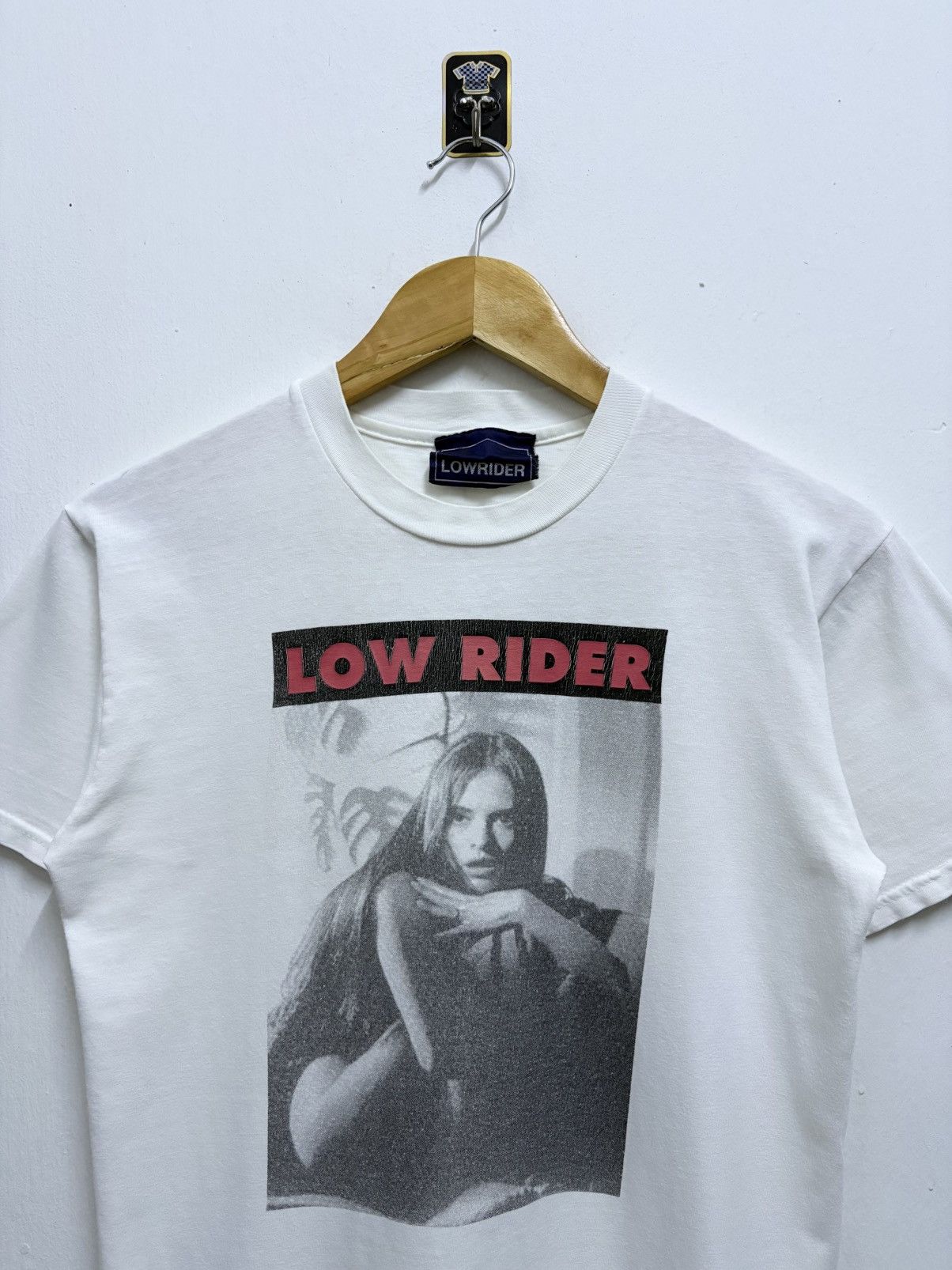 POP MAGAZINE Vintage 90's Low Rider - Kendall Jenner Portrait T-Shirt Size US S / EU 44-46 / 1 - 3 Thumbnail