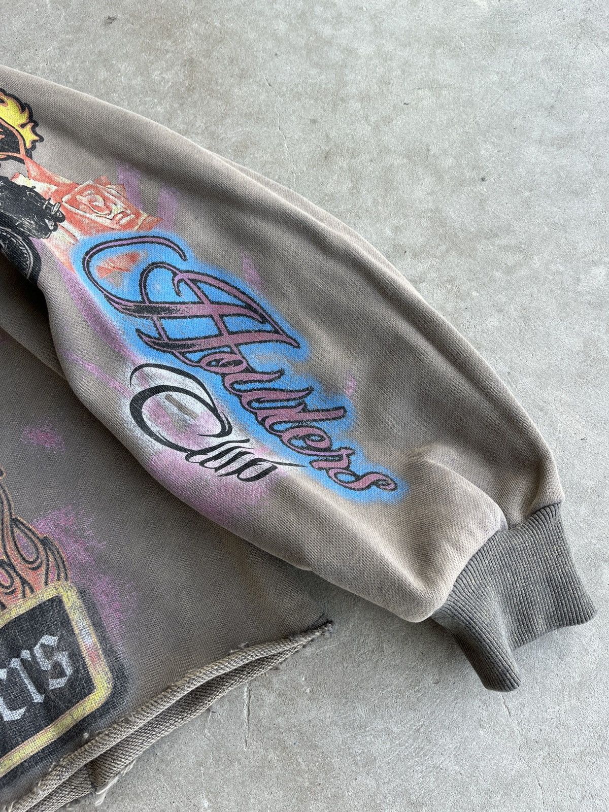 Other Howlers Club Faded Graphic Hoodie (unisex) Size US L / EU 52-54 / 3 - 5 Thumbnail