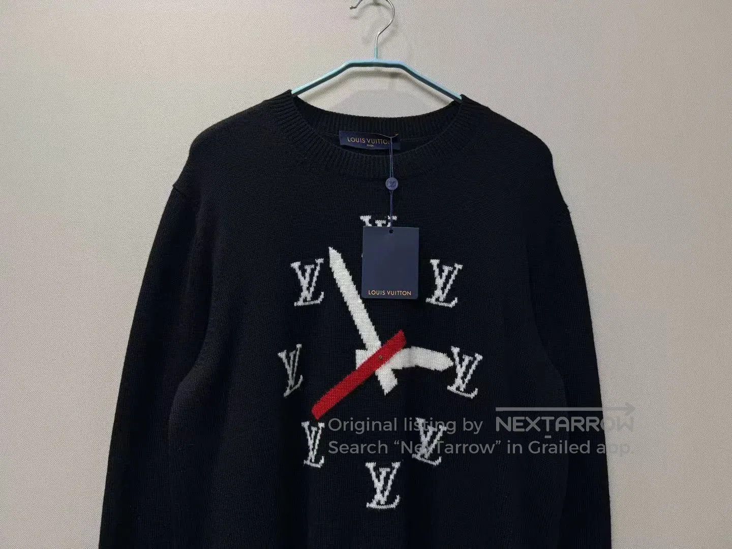 Louis Vuitton louis vuitton black clock logo sweater. Size US L / EU 52-54 / 3 - 2 Thumbnail