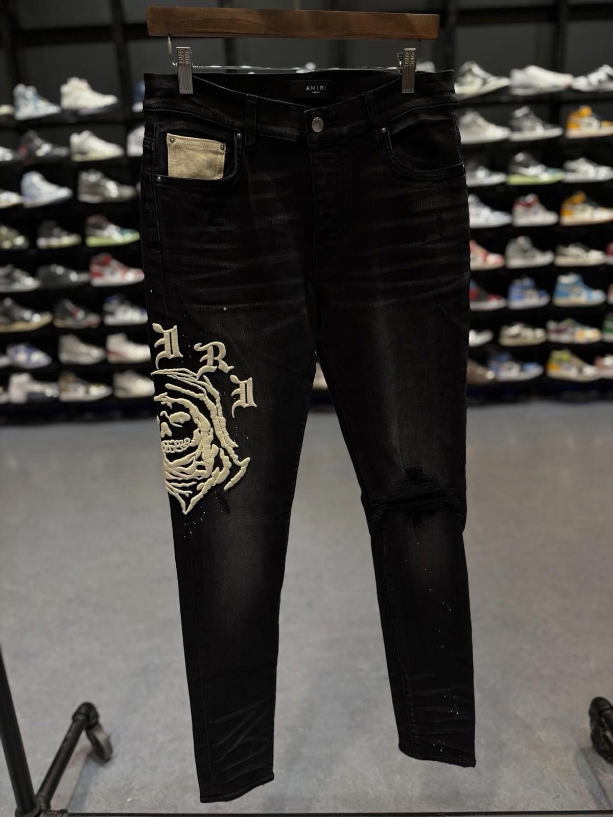 Amiri Size 32 - Amiri Wes Lang Patch Jeans 100% Authentic NEW Size US 32 / EU 48 - 1 Thumbnail