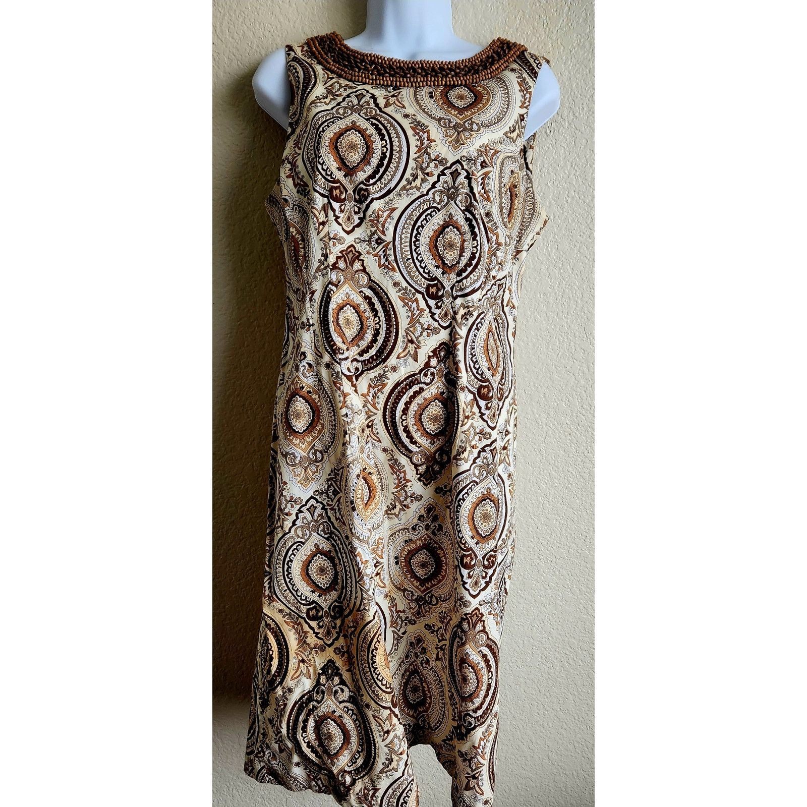 Other Chadwicks Brown Floral Beaded Round Neck Sheath Dress 12 Size XL / US 12-14 / IT 48-50 - 1 Thumbnail