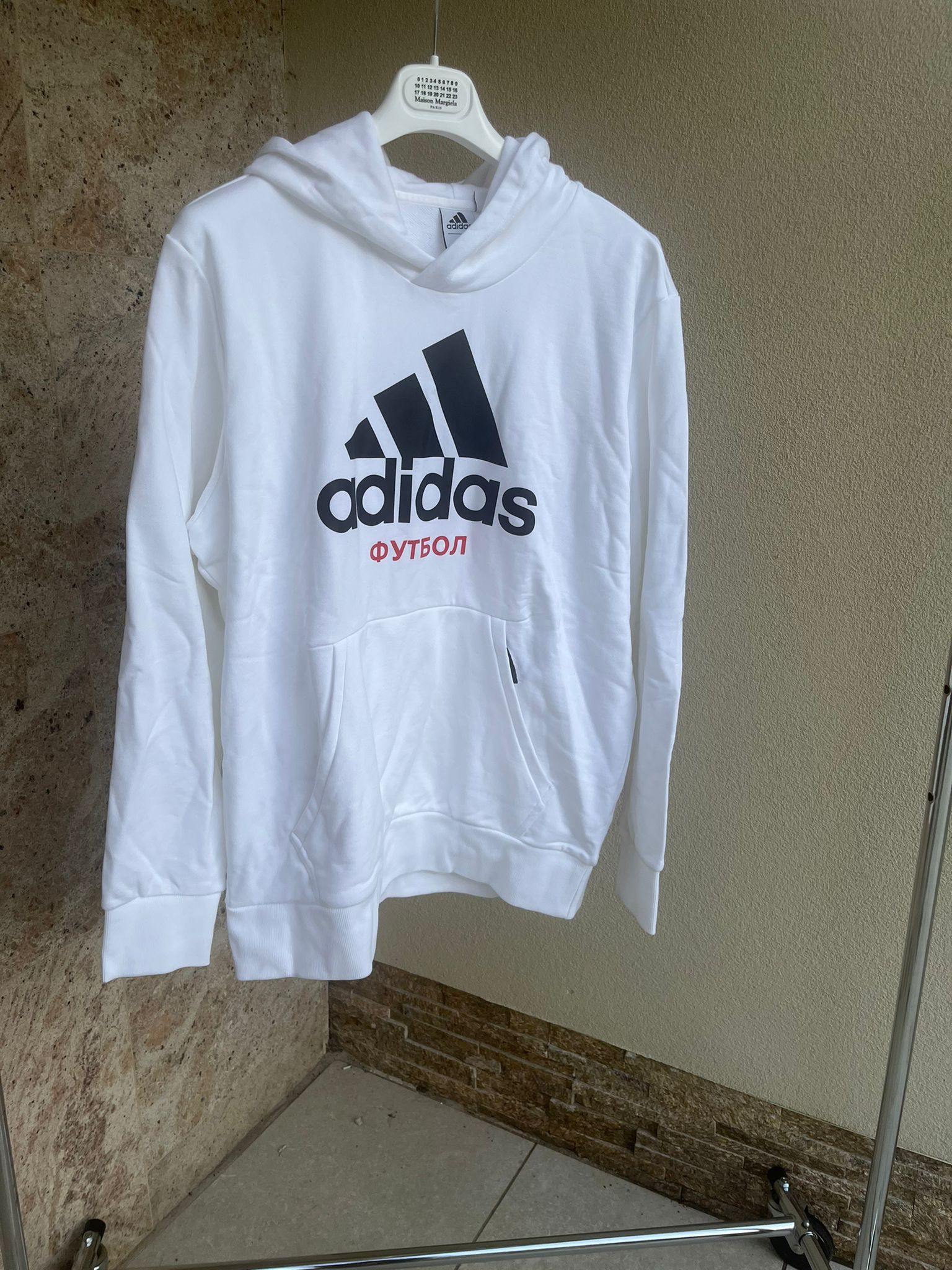 Adidas × Gosha Rubchinskiy Gosha Logo Hoodie in White Size US XL / EU 56 / 4 - 12 Thumbnail