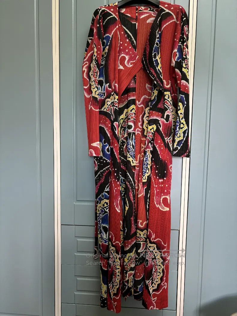 Issey Miyake Issey Miyake size:5 Peking Opera Facial Mask Trench Coat Size L / US 10 / IT 46 - 1 Thumbnail