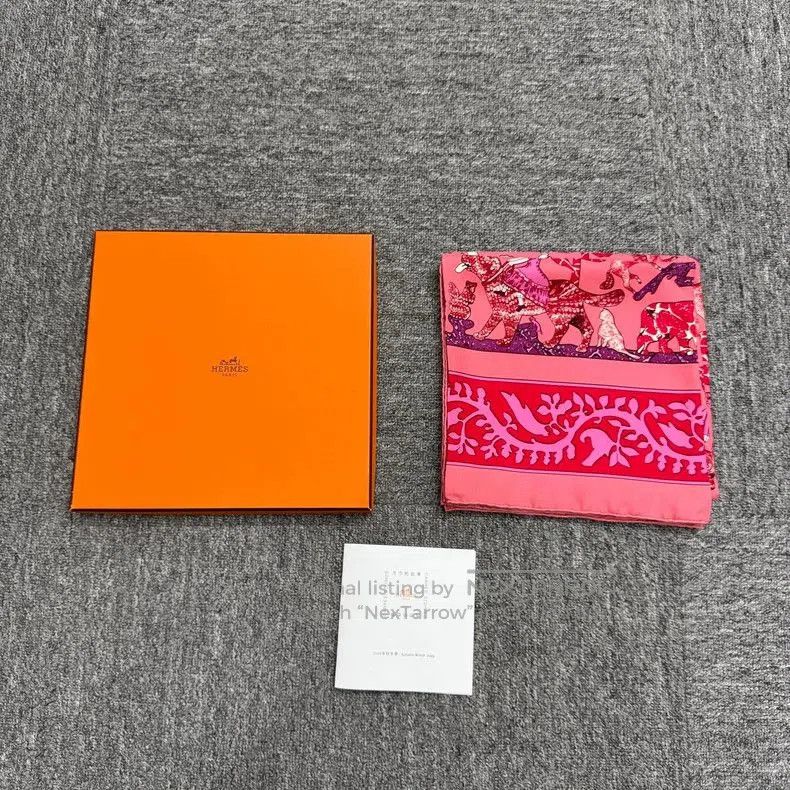 Hermes Hermes "Once Upon a Time" Silk Scarf. Size ONE SIZE - 6 Thumbnail