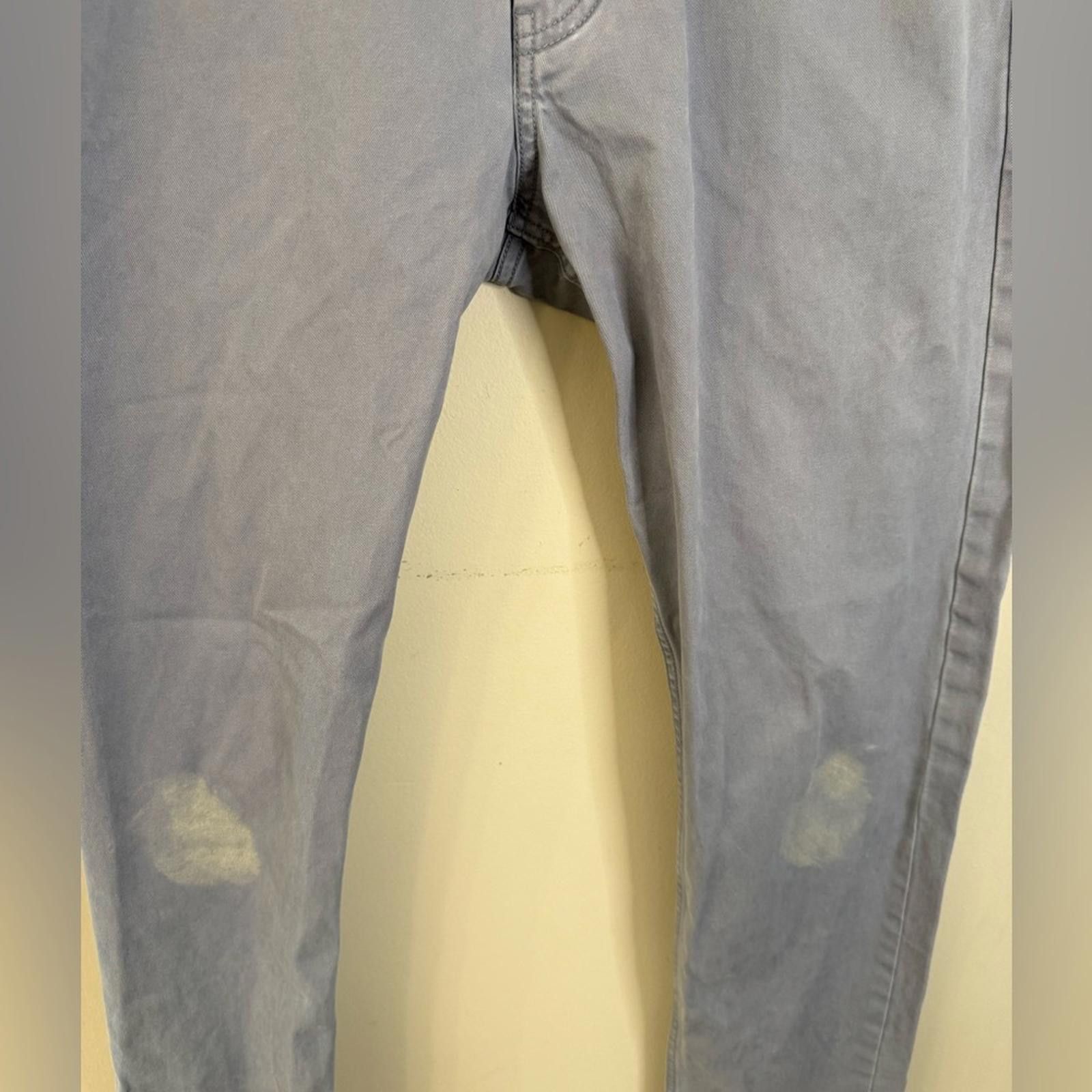 Vineyard Vines Vineyard Vines gray jeans distressed straight leg 34”x32” Size US 34 / EU 50 - 4 Thumbnail