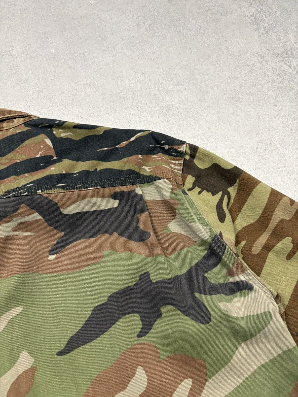Denim & Supply Ralph Lauren Ralph Lauren Denim & Supply Camo Patchwork Military Shirt Size US M / EU 48-50 / 2 - 23 Thumbnail