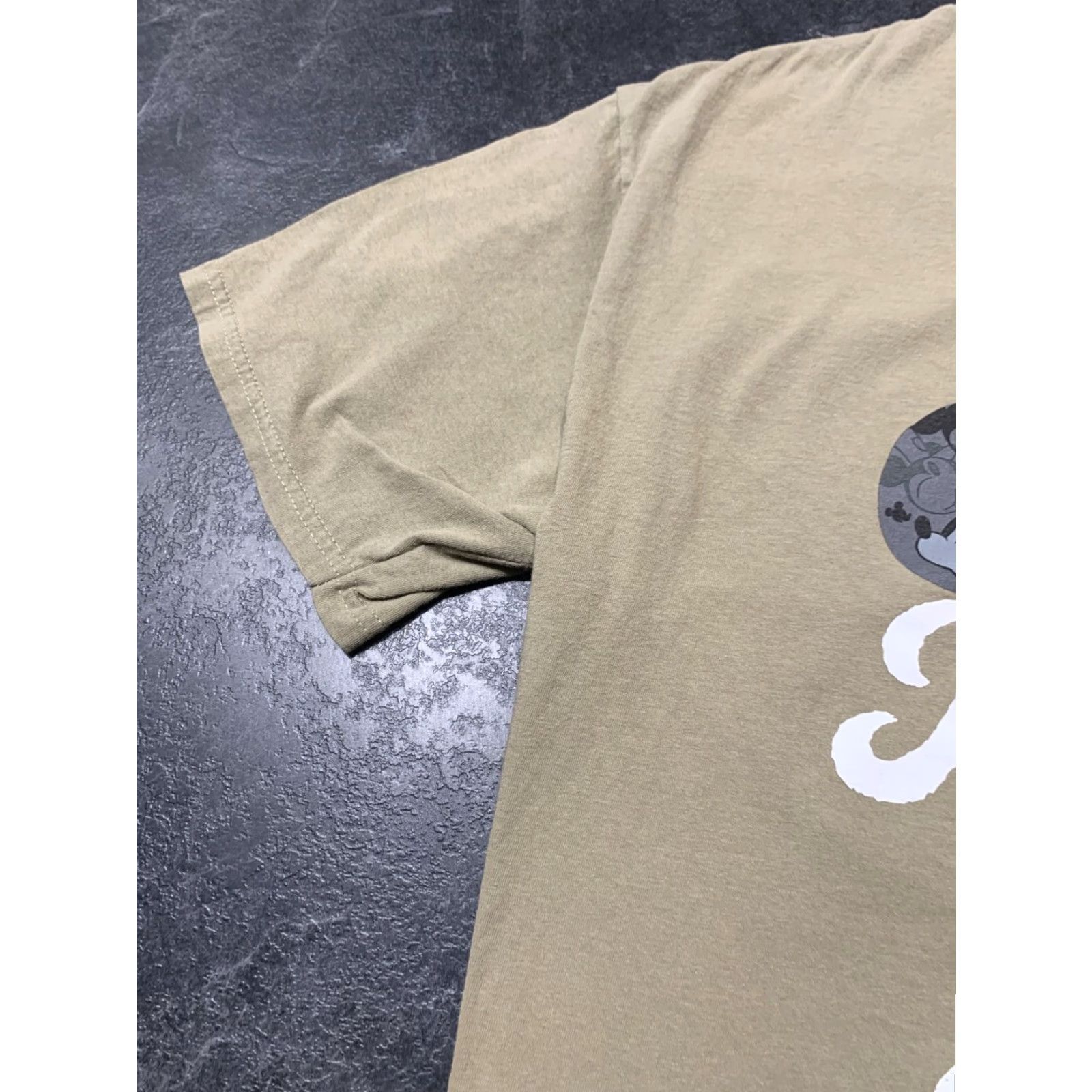 Disney Mickey Mouse Disney T-Shirt Beige Large Adult Mens Size US L / EU 52-54 / 3 - 5 Thumbnail