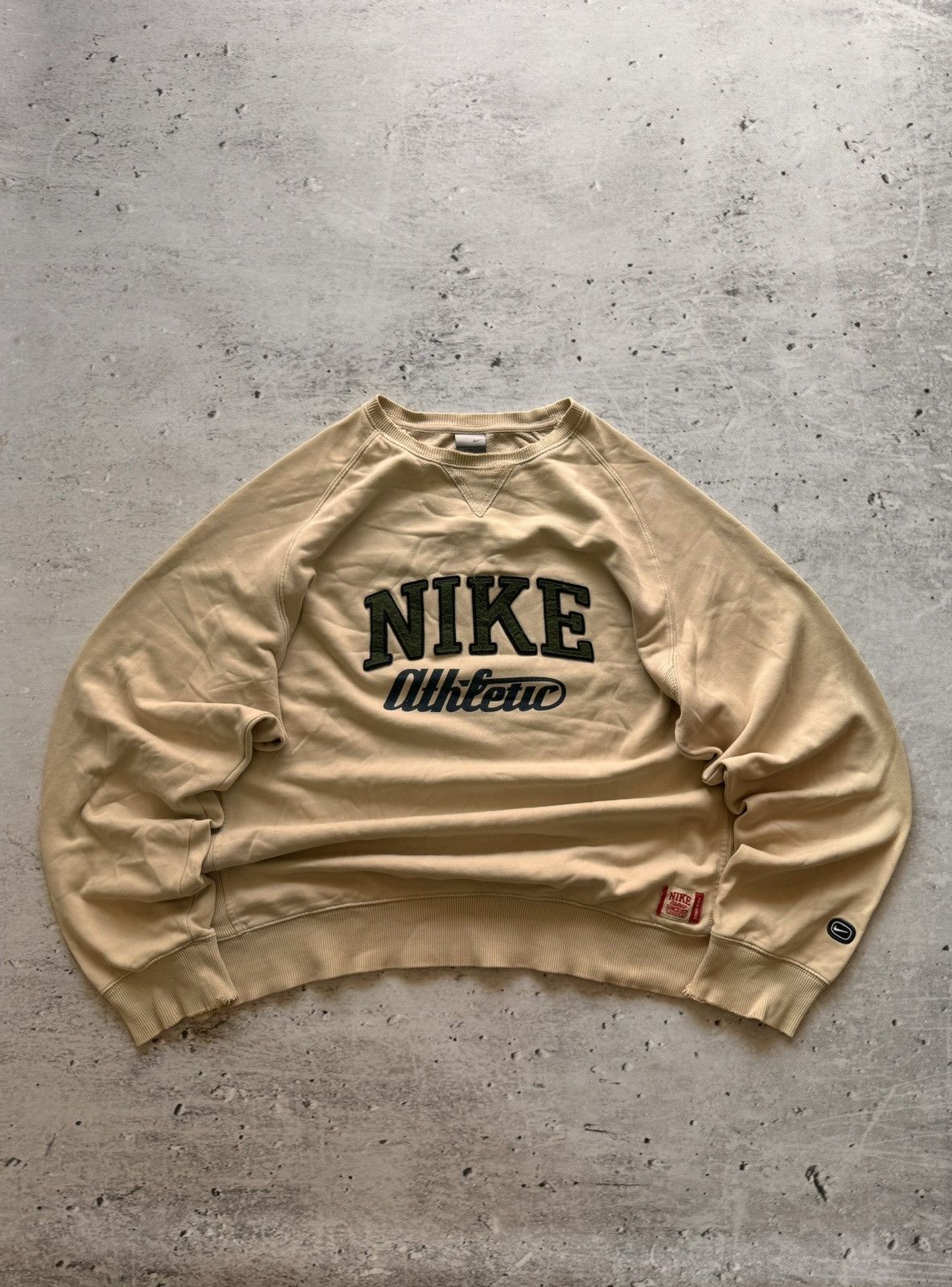Nike × Vintage NIKE VINTAGE CENTER LOGO OVERSIZE BOXY SWEATSHIRT Size US XL / EU 56 / 4 - 1 Thumbnail