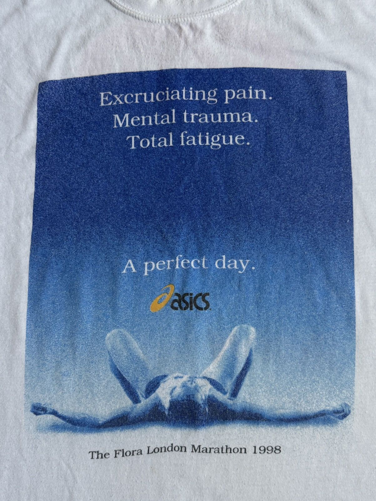 Vintage Rare Vintage 1998 Asics “The Flora London Marathon” T-shirt Size US XL / EU 56 / 4 - 2 Thumbnail