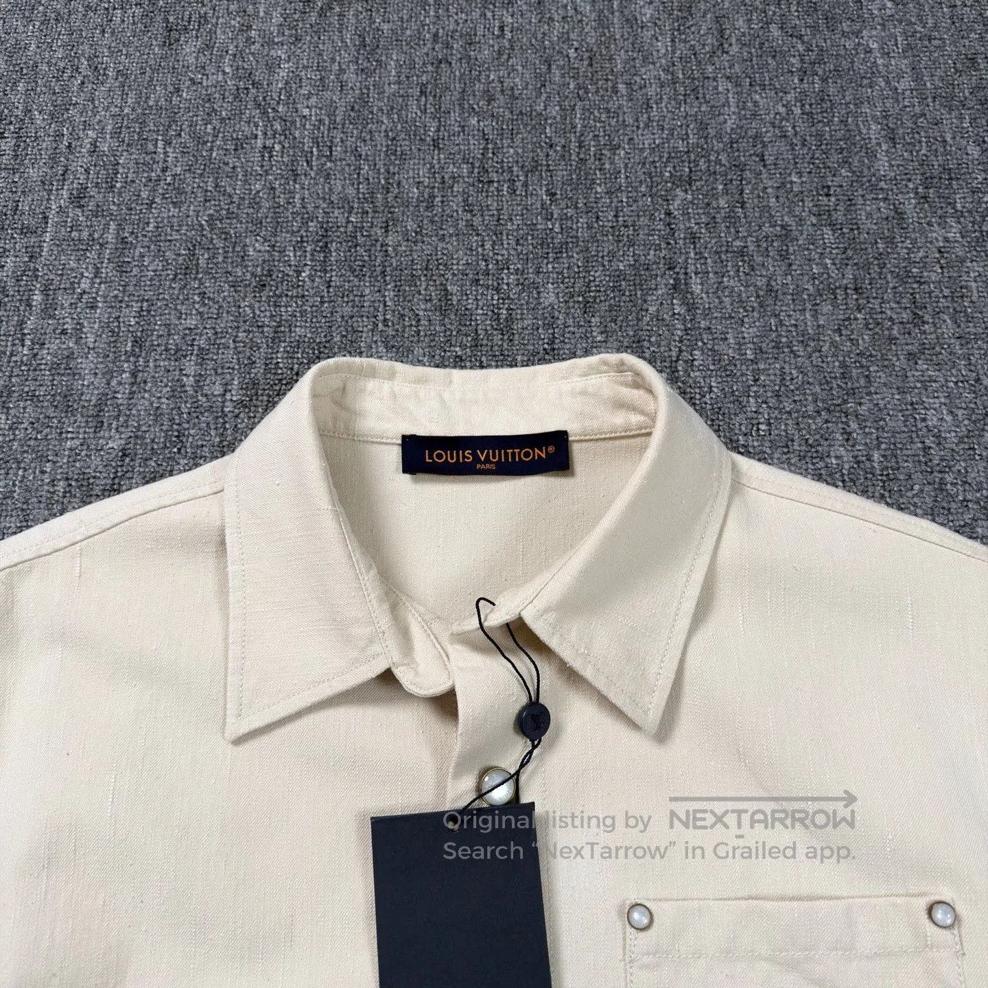 Louis Vuitton LV 25 Beige Leather Logo Short-Sleeve Shirt. Size US L / EU 52-54 / 3 - 3 Thumbnail