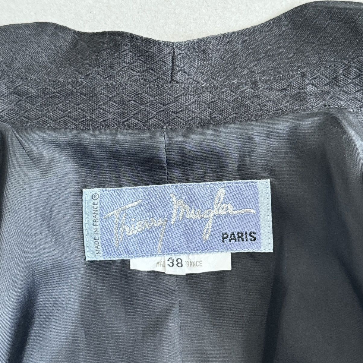 Thierry Mugler Dramatic Runway 1993 Thierry Mugler star neckline jacket Size S / US 4 / IT 40 - 4 Thumbnail