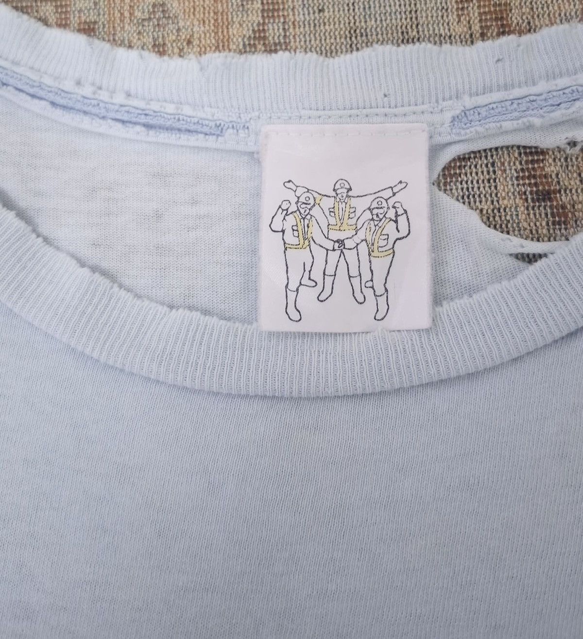 Band Tees × Vintage Vtg Sun Faded Distressed Thrashed- Beastie Boys Hello Nasty Size US L / EU 52-54 / 3 - 9 Thumbnail