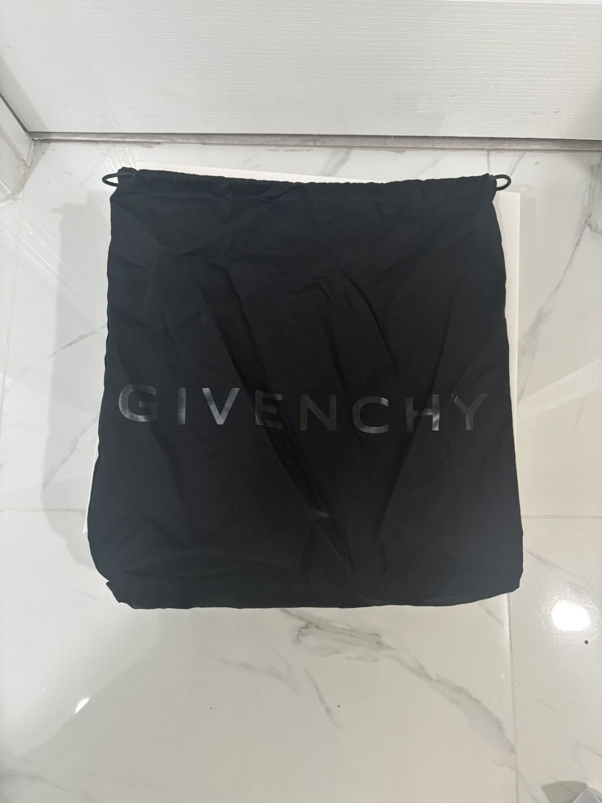 Givenchy Givenchy monumental mallow Size US 10 / EU 43 - 5 Thumbnail