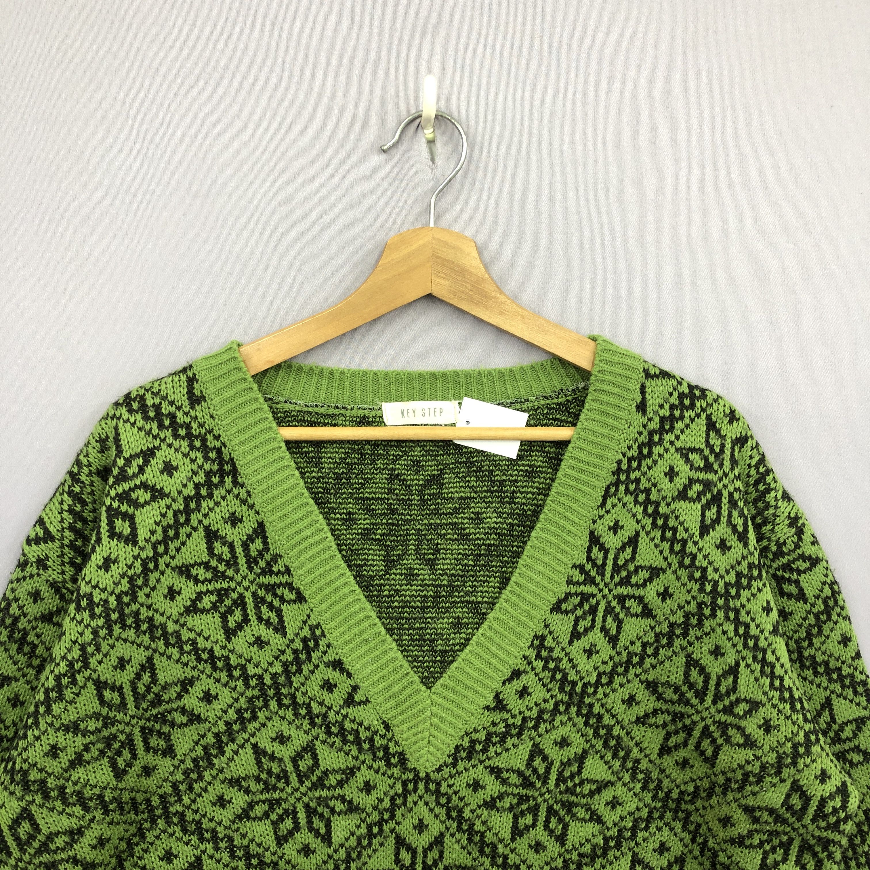 Japanese Brand × Vintage Vintage Psychedelic Pattern Knit Sweater Sweatshirt Jumper Size US L / EU 52-54 / 3 - 3 Thumbnail