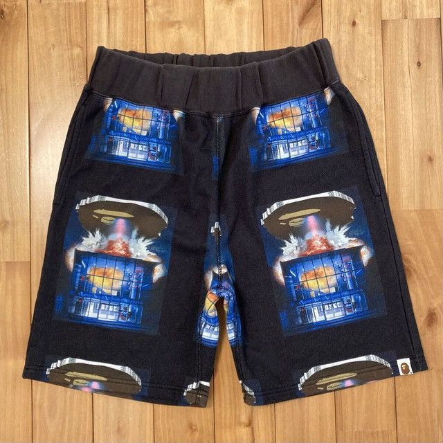 Bape BAPE INVASION LOGO Sweat Shorts a bathing ape ★size L Size US 34 / EU 50 - 1 Thumbnail