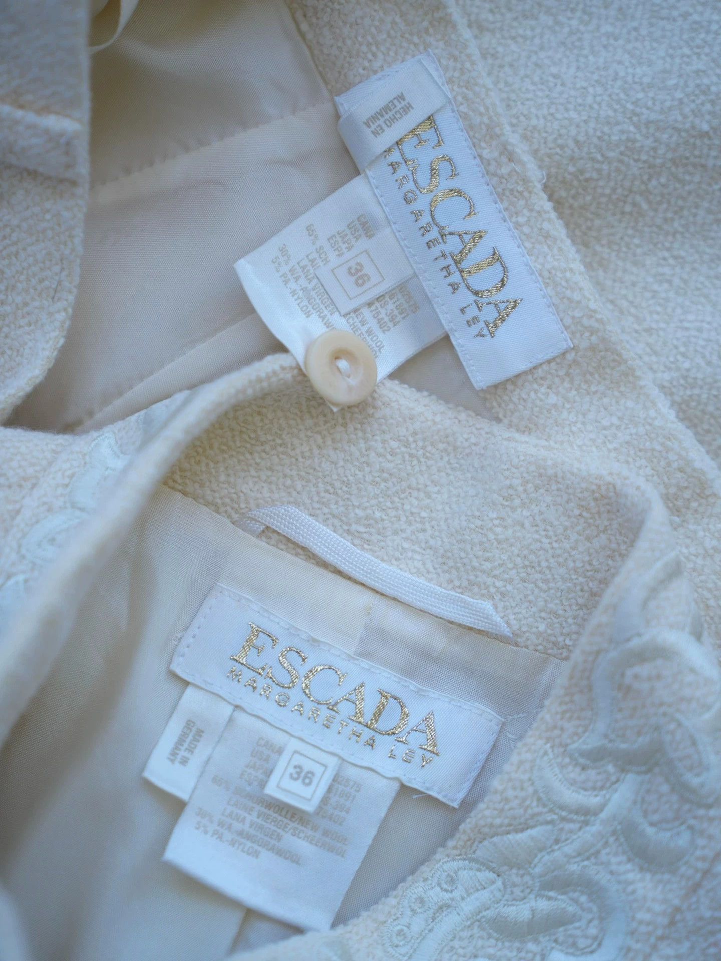 Escada Escada Vintage Ivory Embroidered Stand-Collar Wool Skirt Set Size XS / US 0-2 / IT 36-38 - 8 Thumbnail