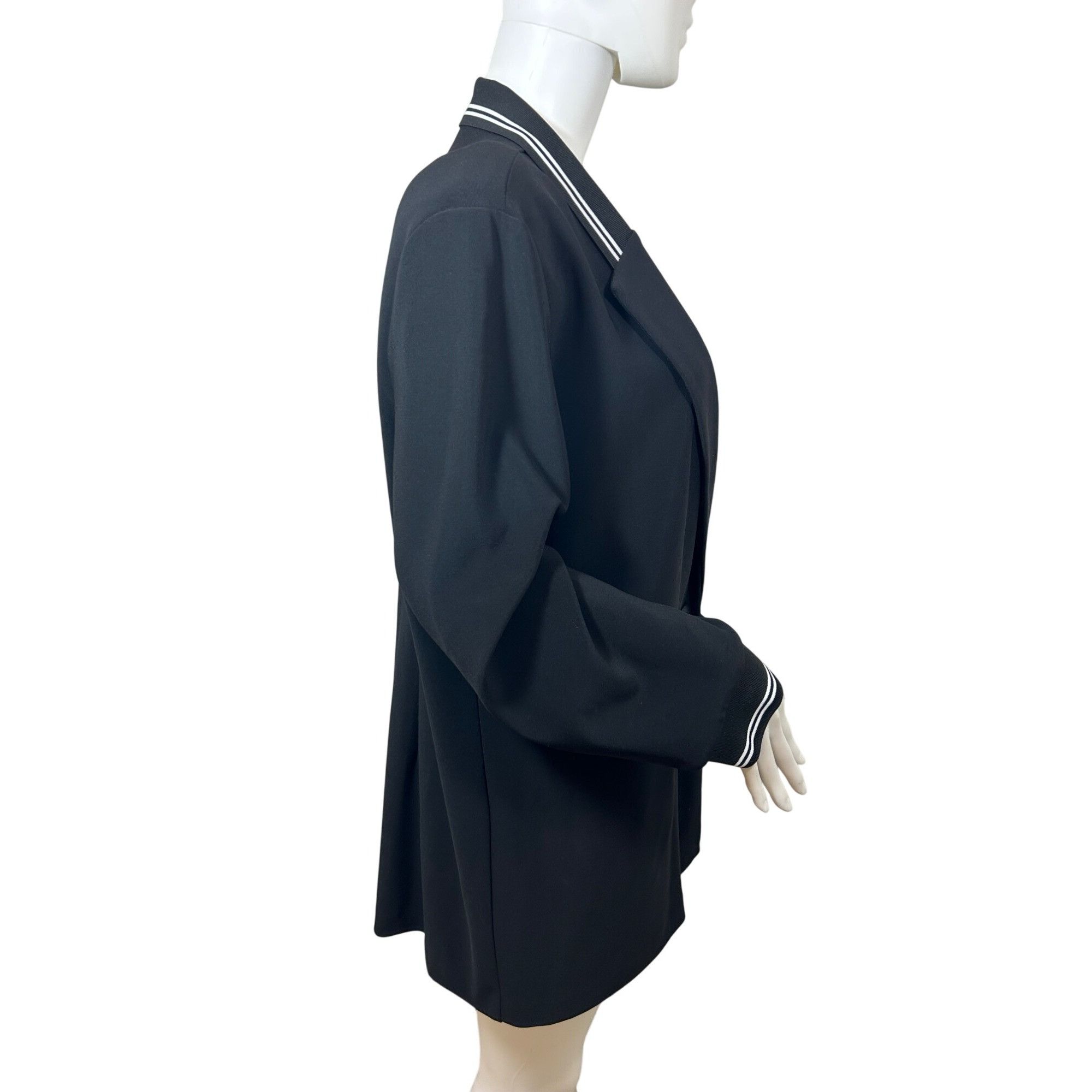 Joseph Ribkoff Joseph Ribkoff Black Blazer 16 White Trim Button Pockets Sho Size XXL / US 16-18 / IT 52-54 - 12 Thumbnail