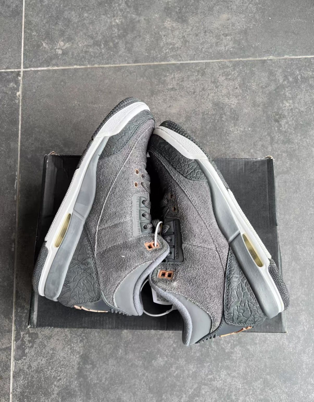 Jordan Brand Air Jordan 3 Retro Grey Suede J42 Size US 5 / IT 35 - 5 Thumbnail