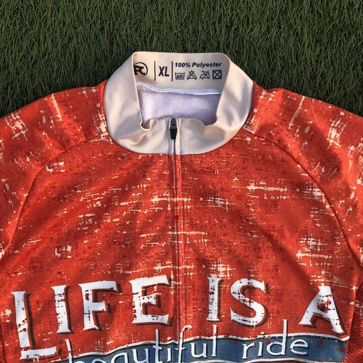 Vintage Life is a beautiful ride cycling jersey Size US XL / EU 56 / 4 - 4 Thumbnail