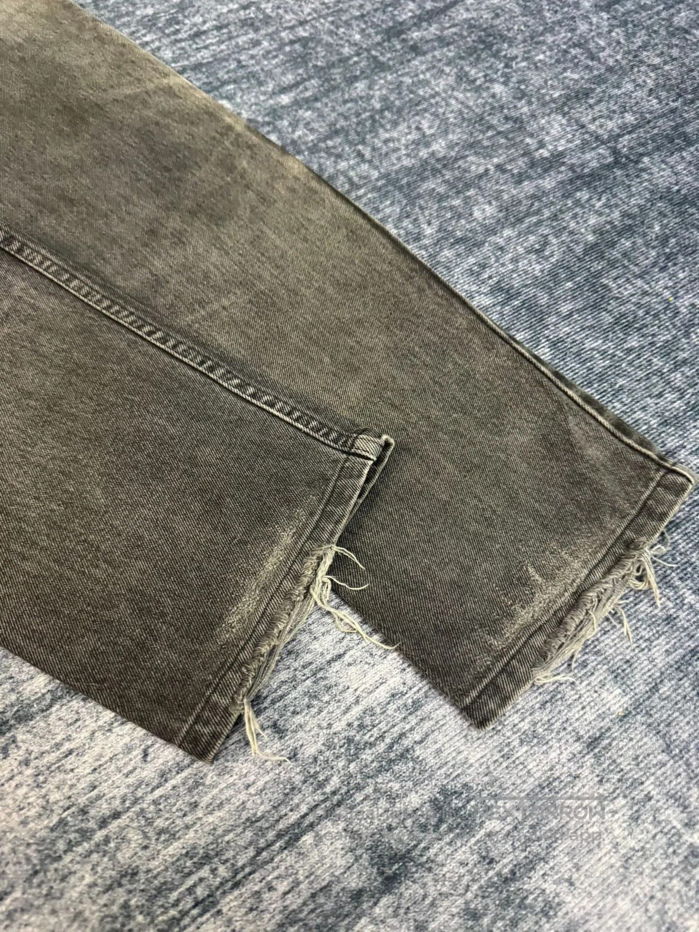 Levi's Vintage Levis 505 90s Jeans. Size US 32 / EU 48 - 9 Thumbnail