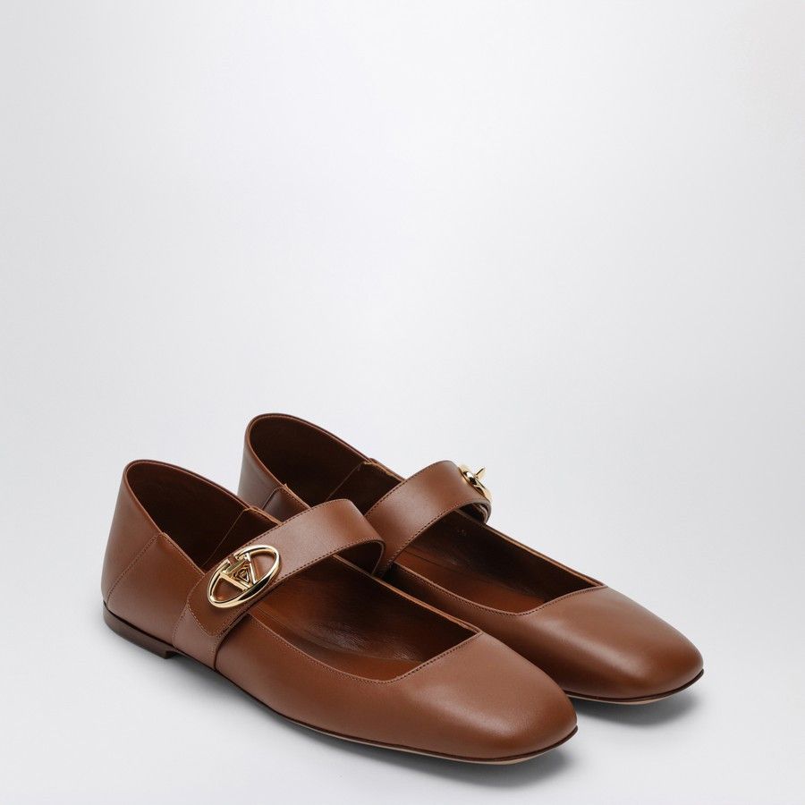 o1d2blof1024 V Logo Ballerina in Brown