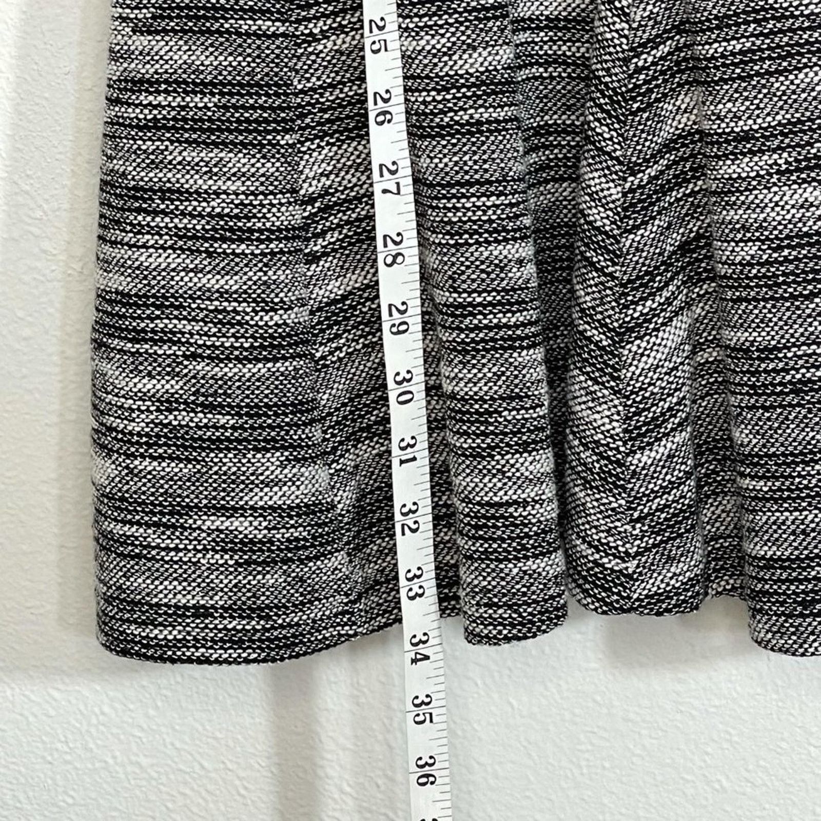 Banana Republic Banana Republic Gray Tweed Skater Dress Size 6 Fit & Flare Size M / US 6-8 / IT 42-44 - 9 Thumbnail